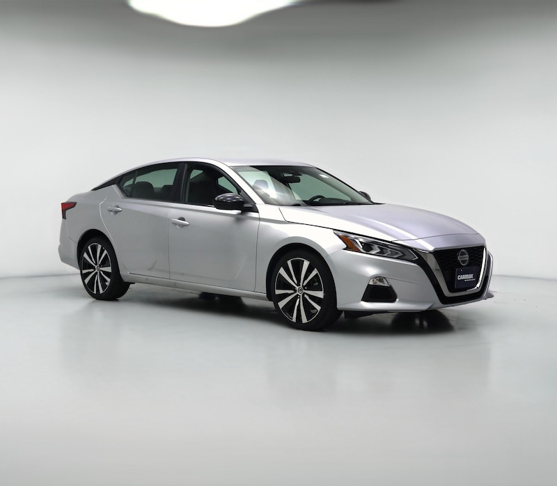 2022 Nissan Altima SR