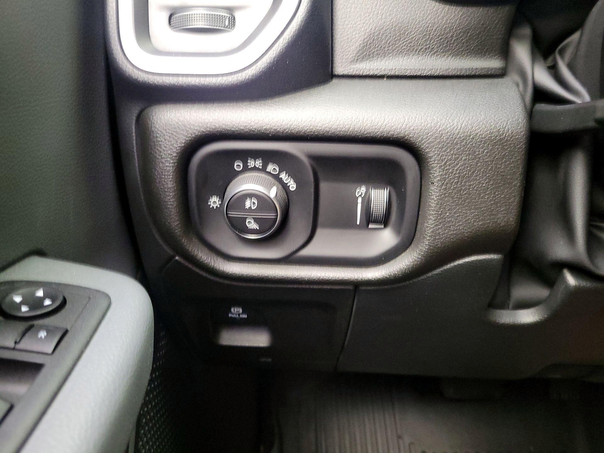Thumbnail: 2022 RAM 1500 - 13