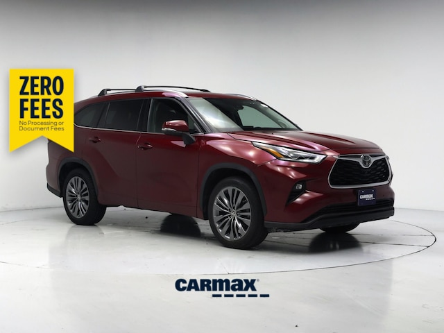 Red 2022 Toyota Highlander Platinum AWD SUV / Crossover All-Wheel Drive Automatic