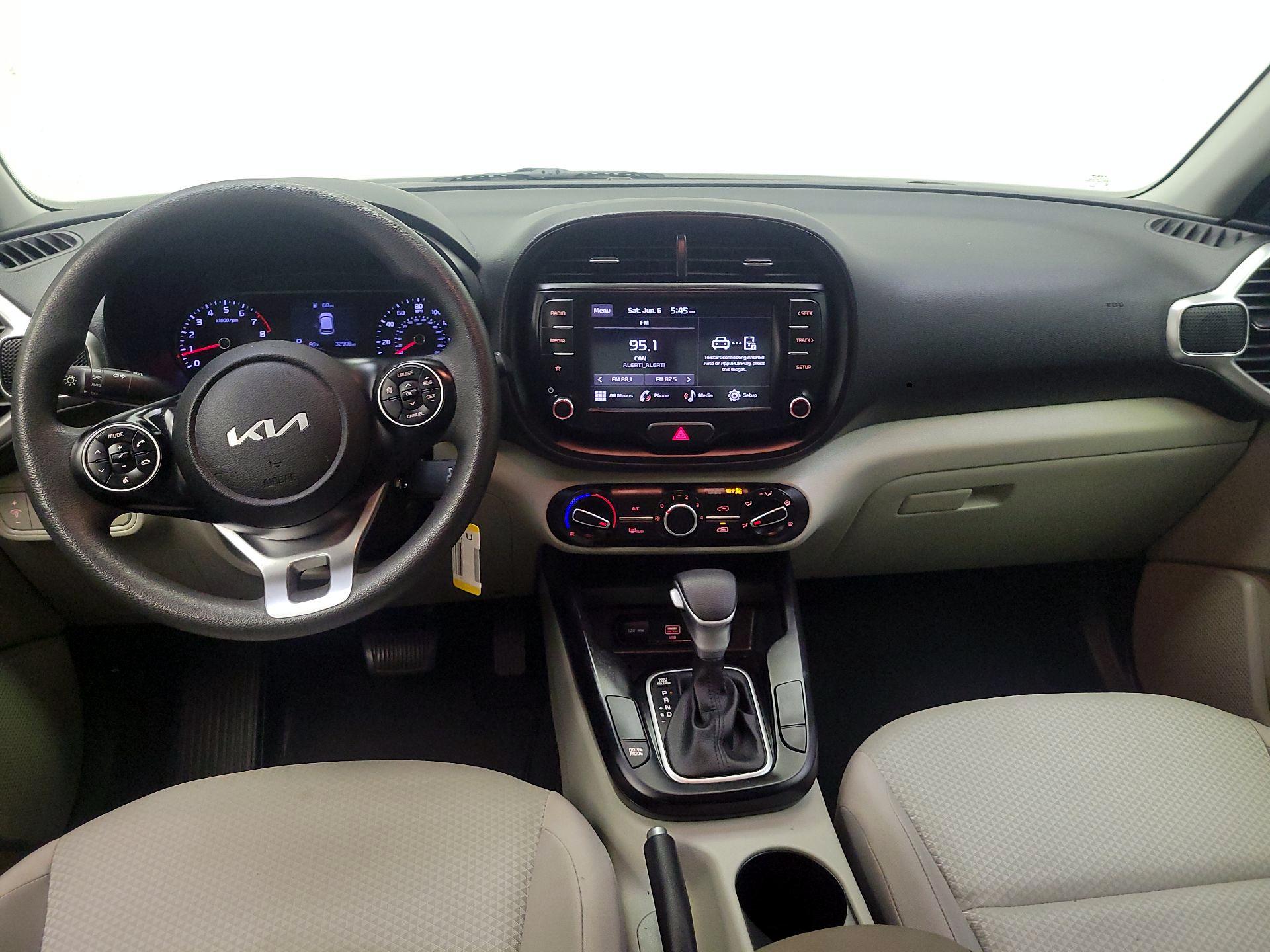 Thumbnail: 2022 Kia Soul - 9