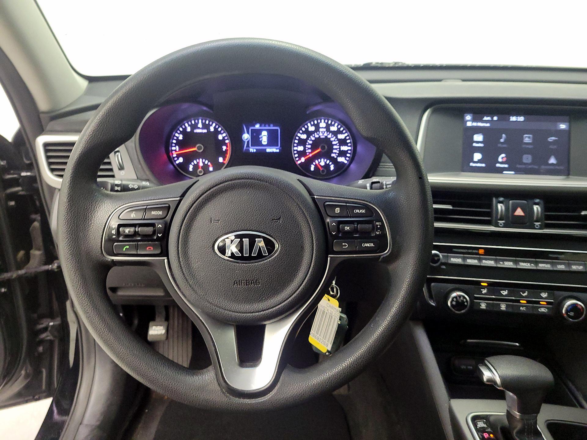 Thumbnail: 2018 Kia Optima - 10