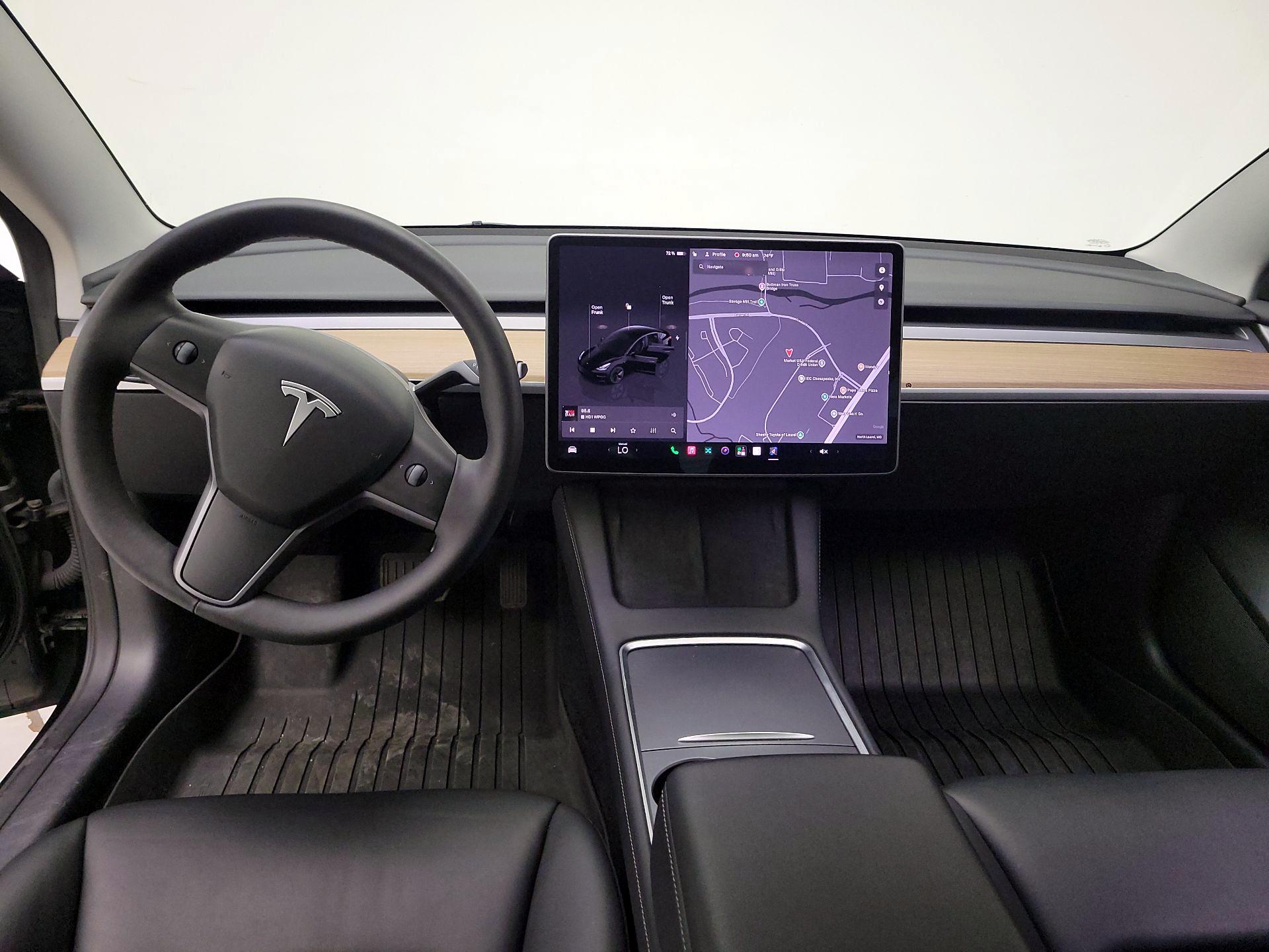 Thumbnail: 2023 Tesla Model 3 - 9