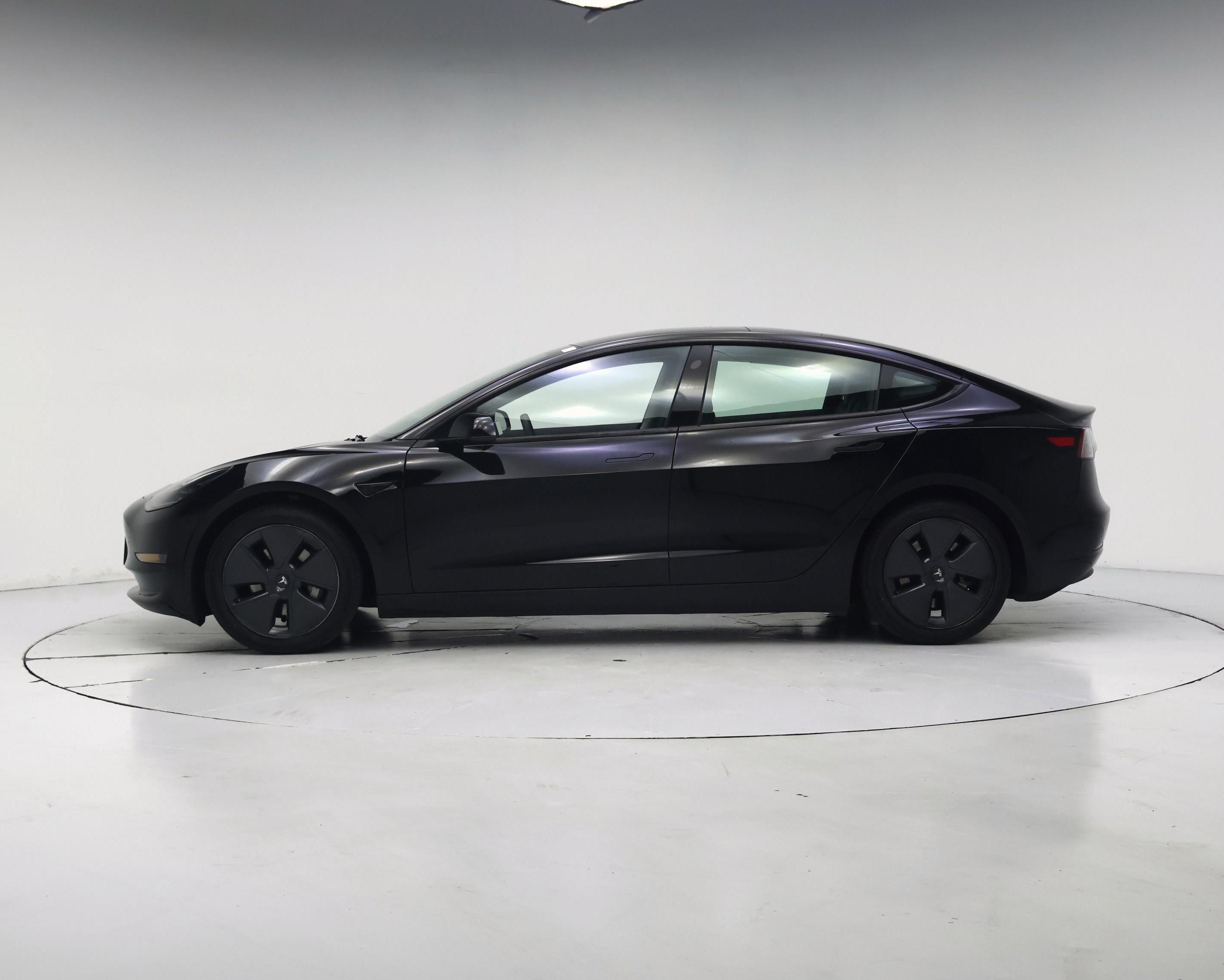Thumbnail: 2023 Tesla Model 3 - 3