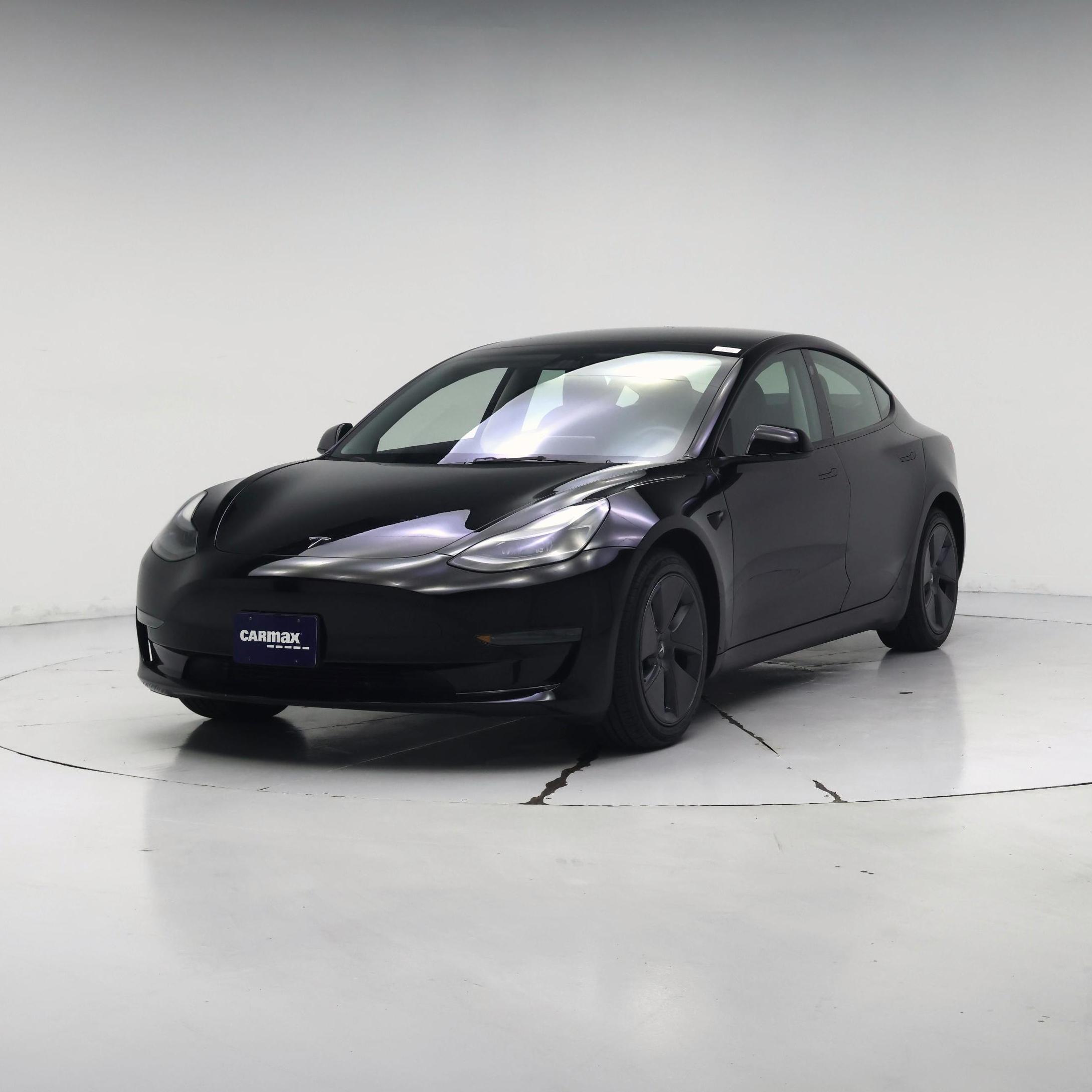 Thumbnail: 2023 Tesla Model 3 - 4