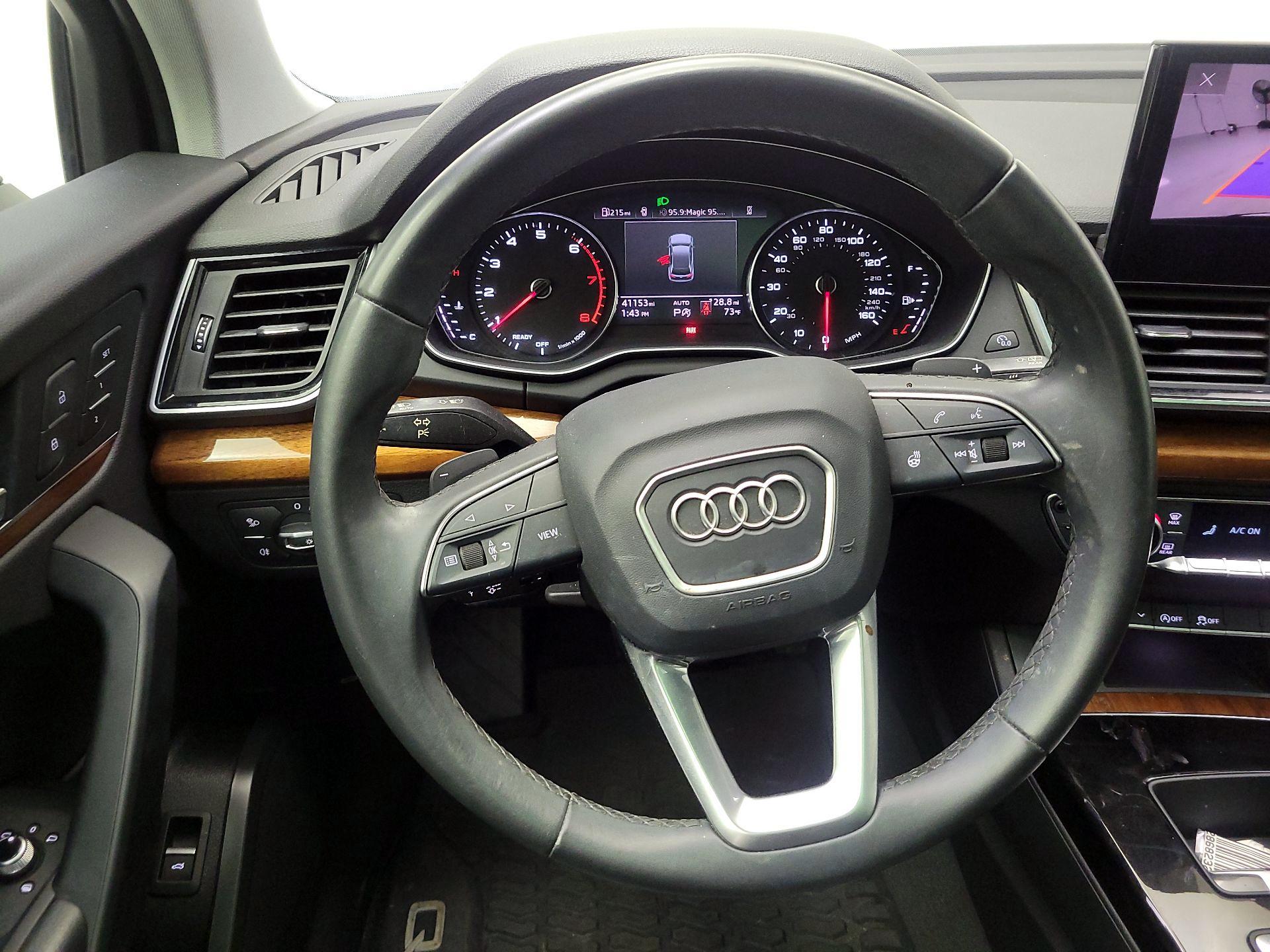 Thumbnail: 2023 Audi Q5 - 10