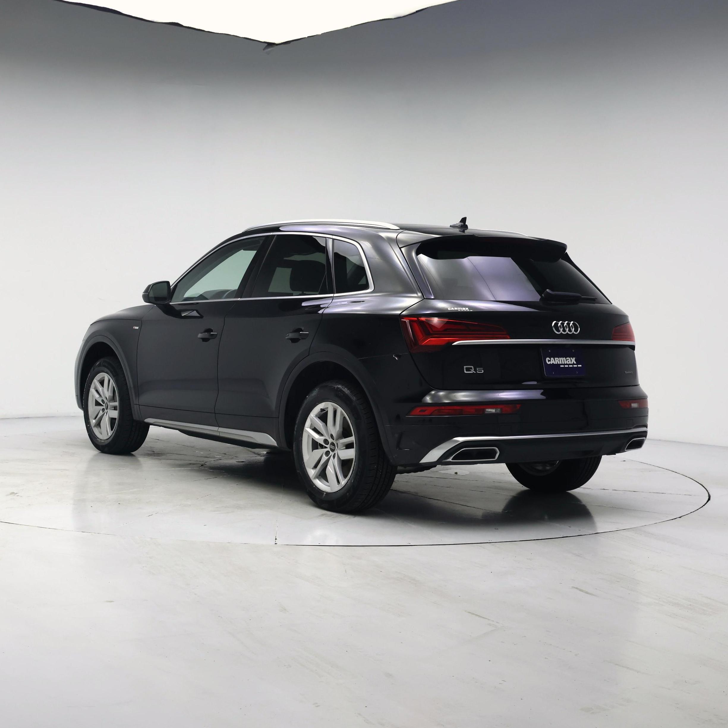 Thumbnail: 2023 Audi Q5 - 2