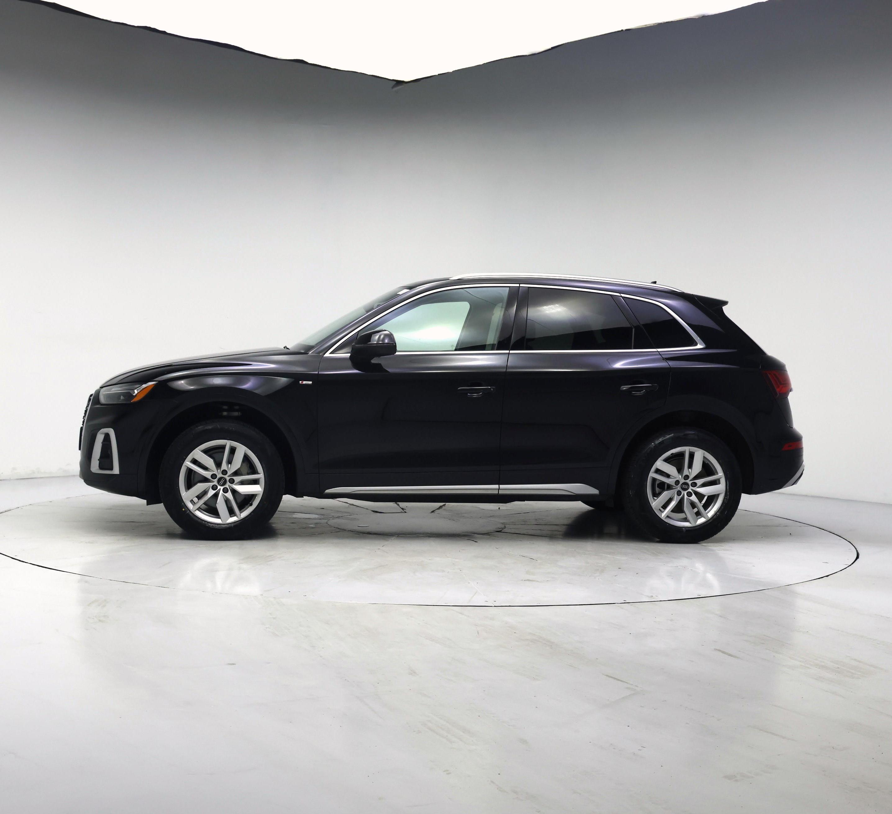 Thumbnail: 2023 Audi Q5 - 3
