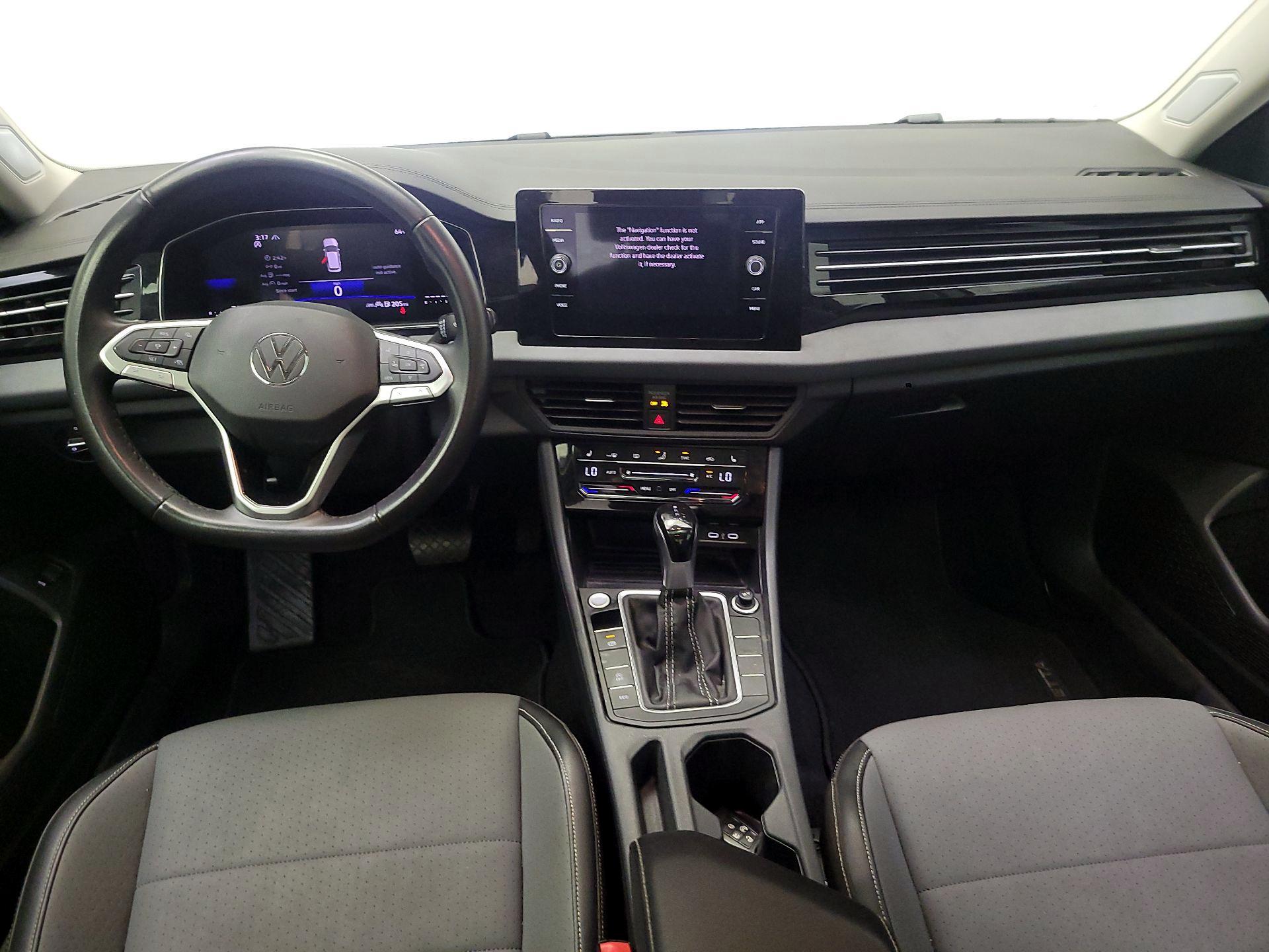 Thumbnail: 2025 Volkswagen Jetta - 9