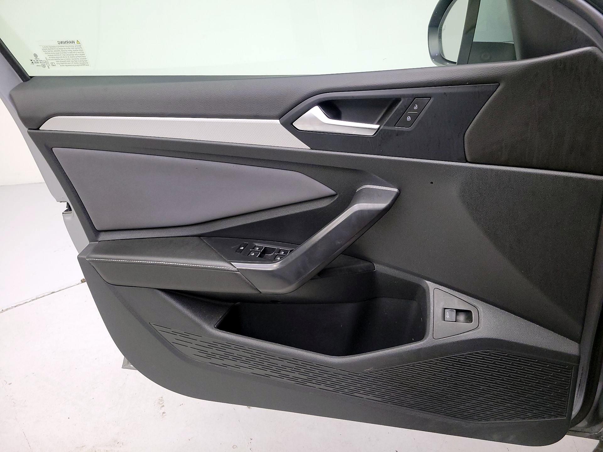 Thumbnail: 2025 Volkswagen Jetta - 12