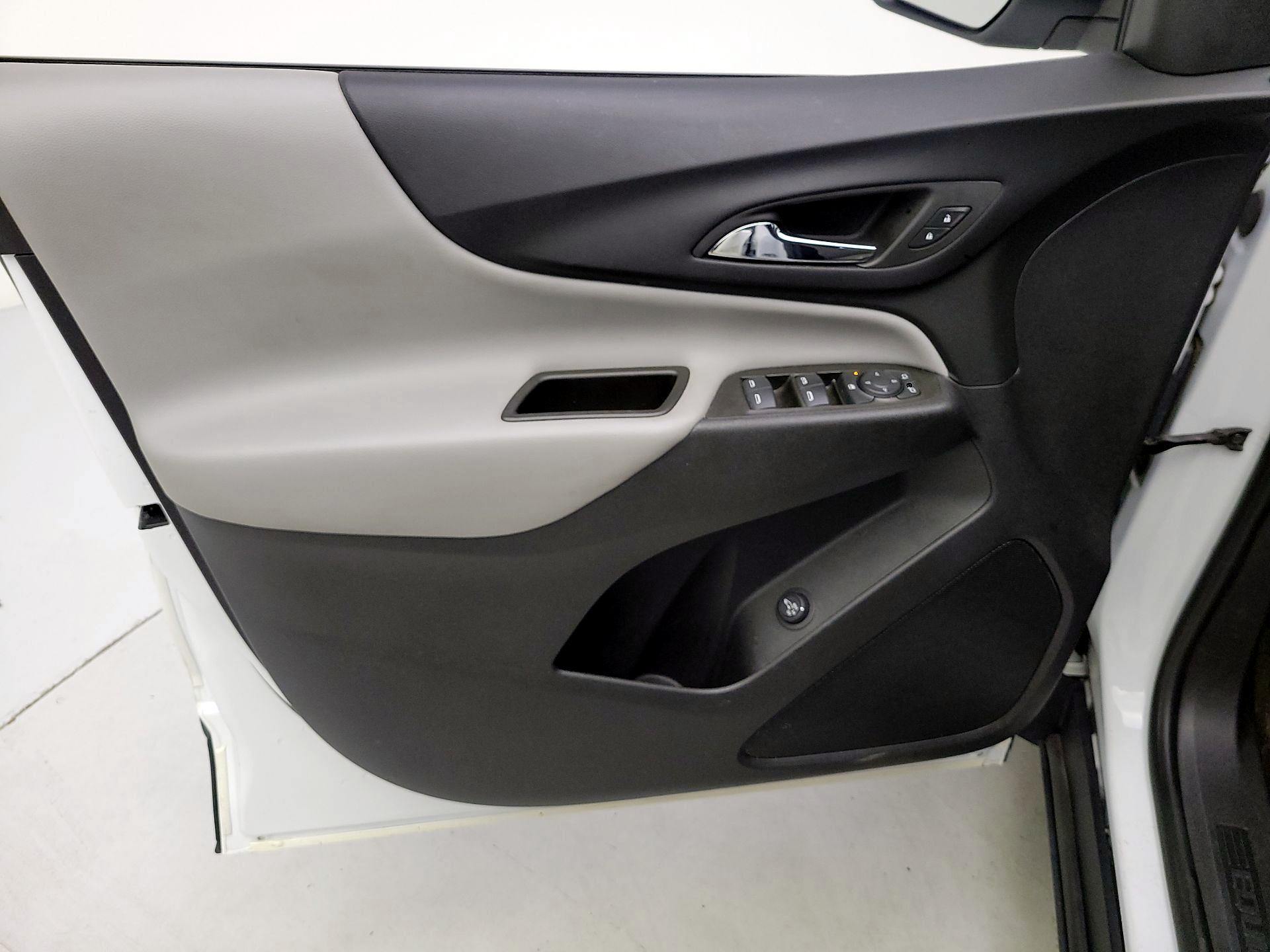 Thumbnail: 2023 Chevrolet Equinox - 12