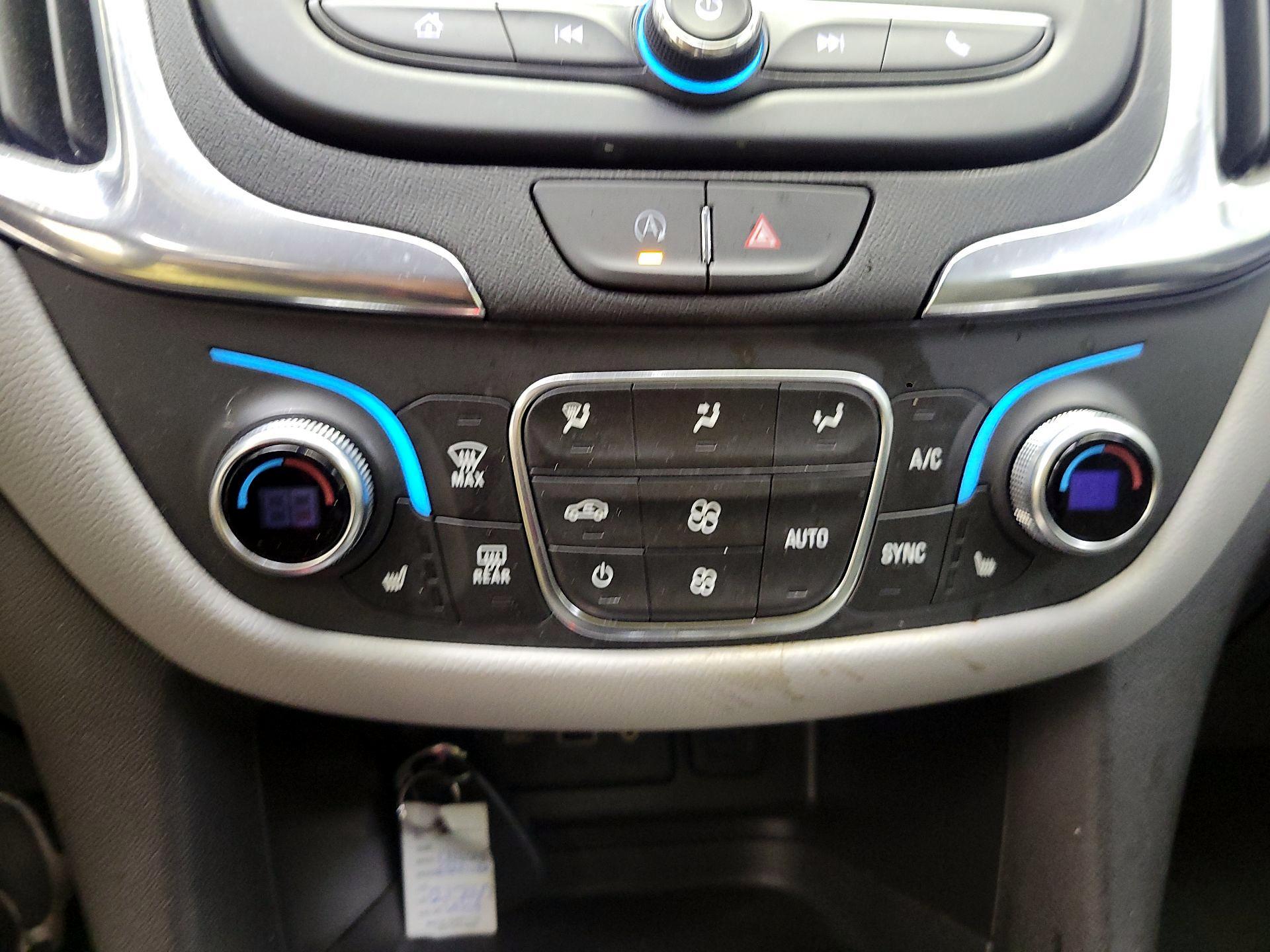Thumbnail: 2023 Chevrolet Equinox - 16