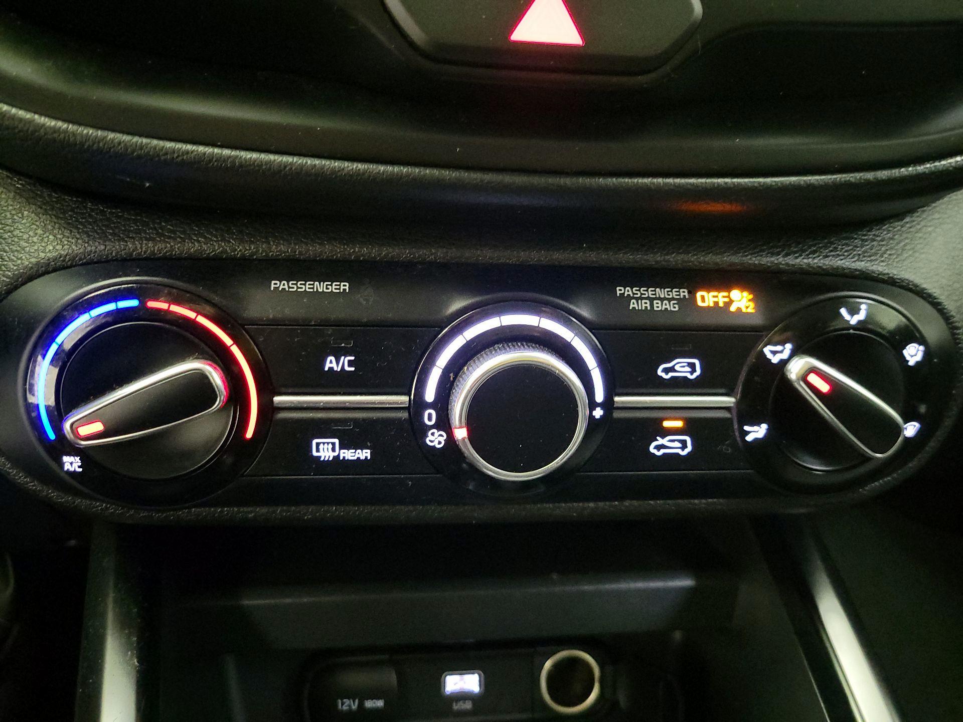 Thumbnail: 2024 Kia Soul - 16
