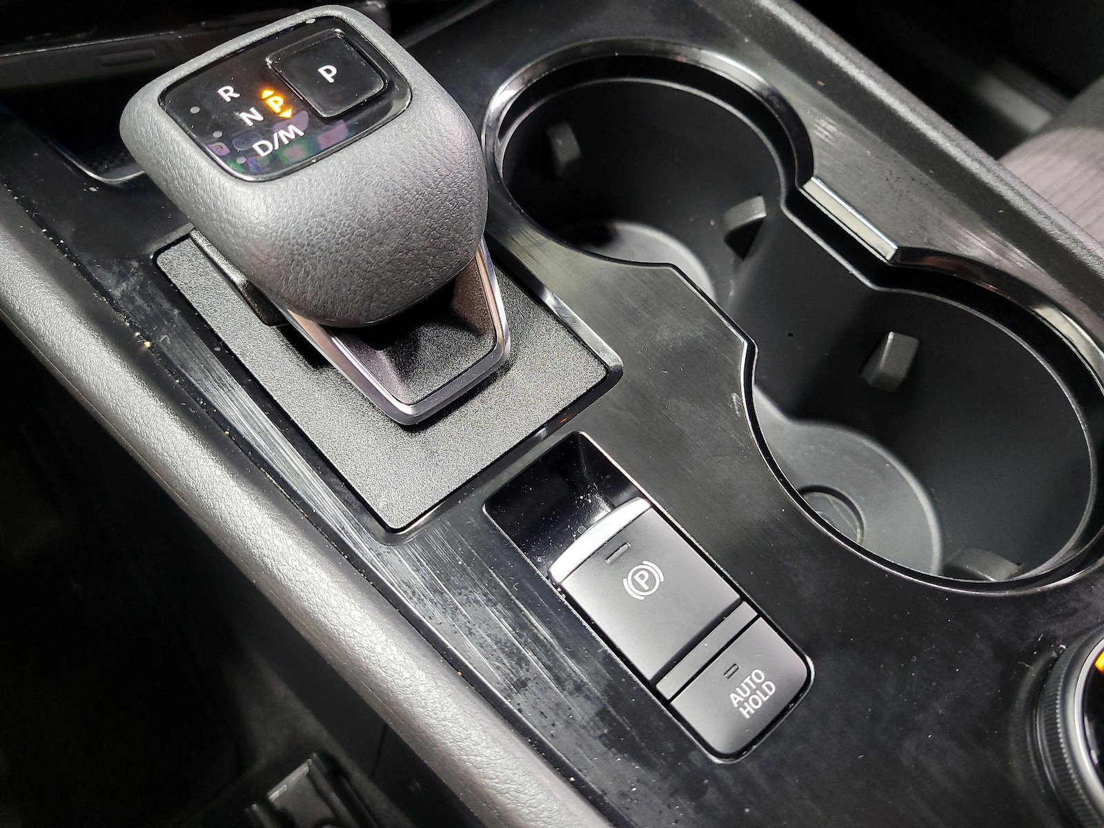 2022 Nissan Rogue SV - Photo 18
