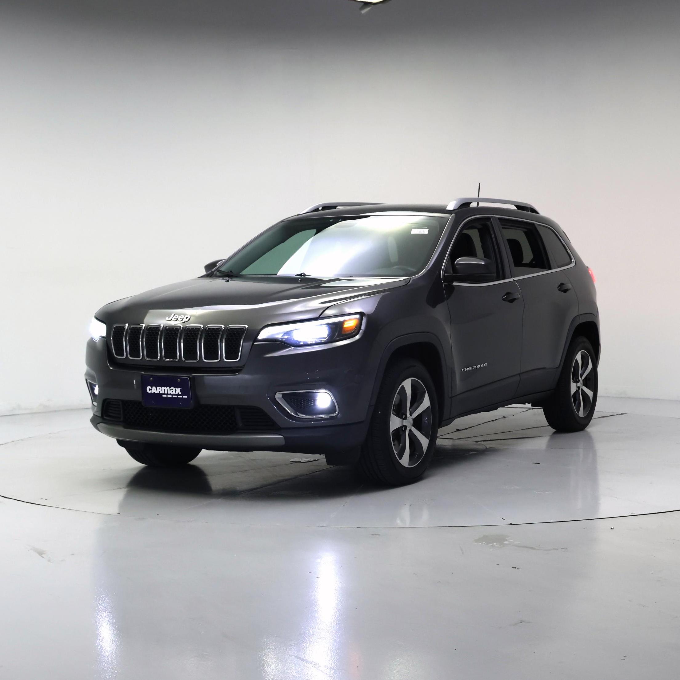 Thumbnail: 2019 Jeep Cherokee - 4