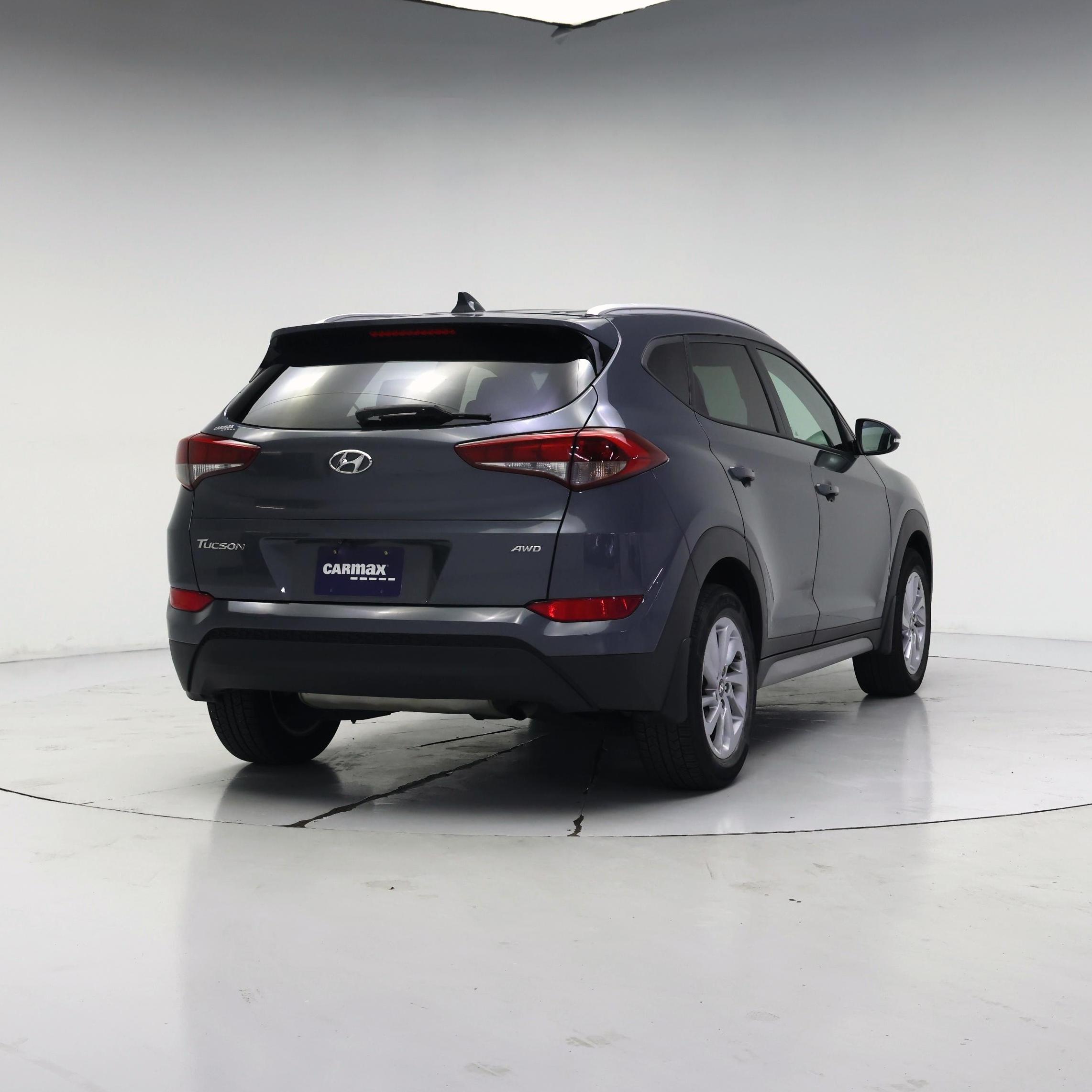 Thumbnail: 2017 Hyundai Tucson - 8