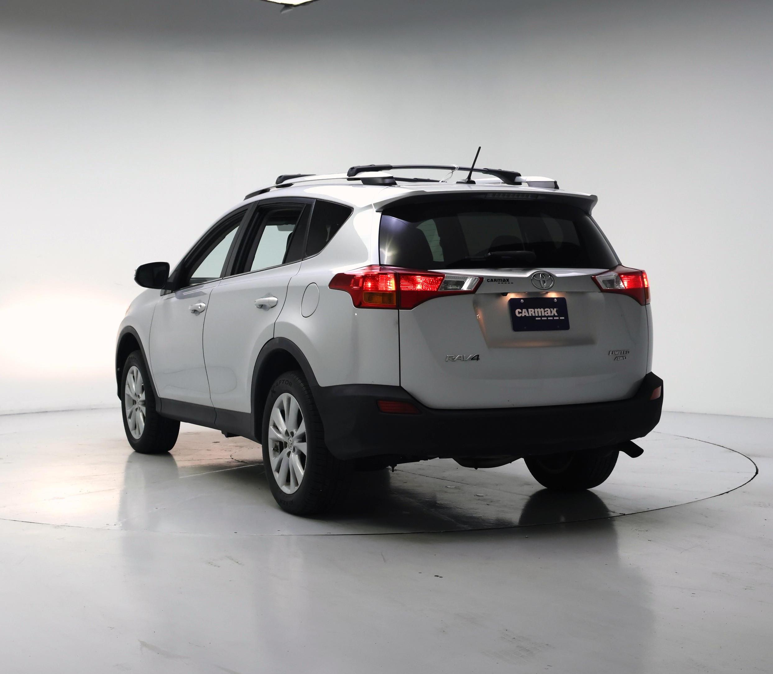 Thumbnail: 2014 Toyota RAV4 - 2