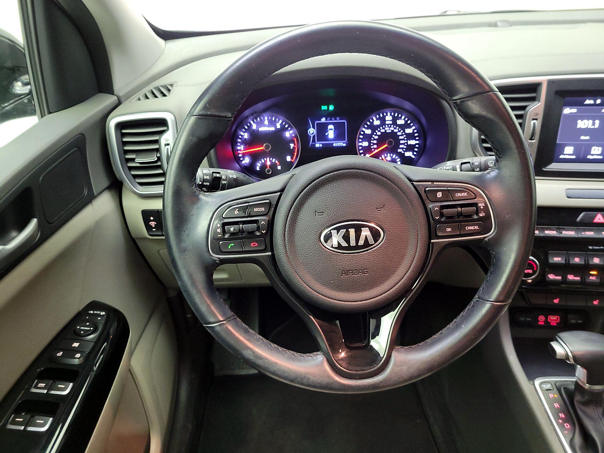 Thumbnail: 2019 Kia Sportage - 10