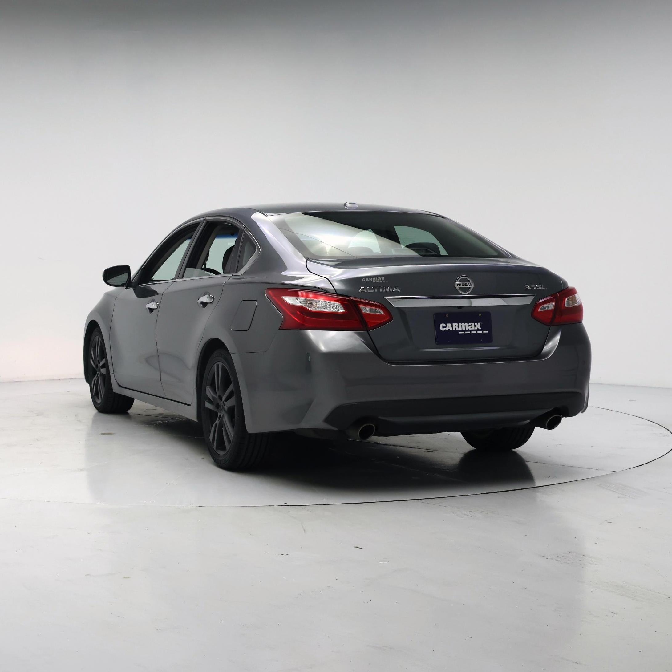 Thumbnail: 2016 Nissan Altima - 2