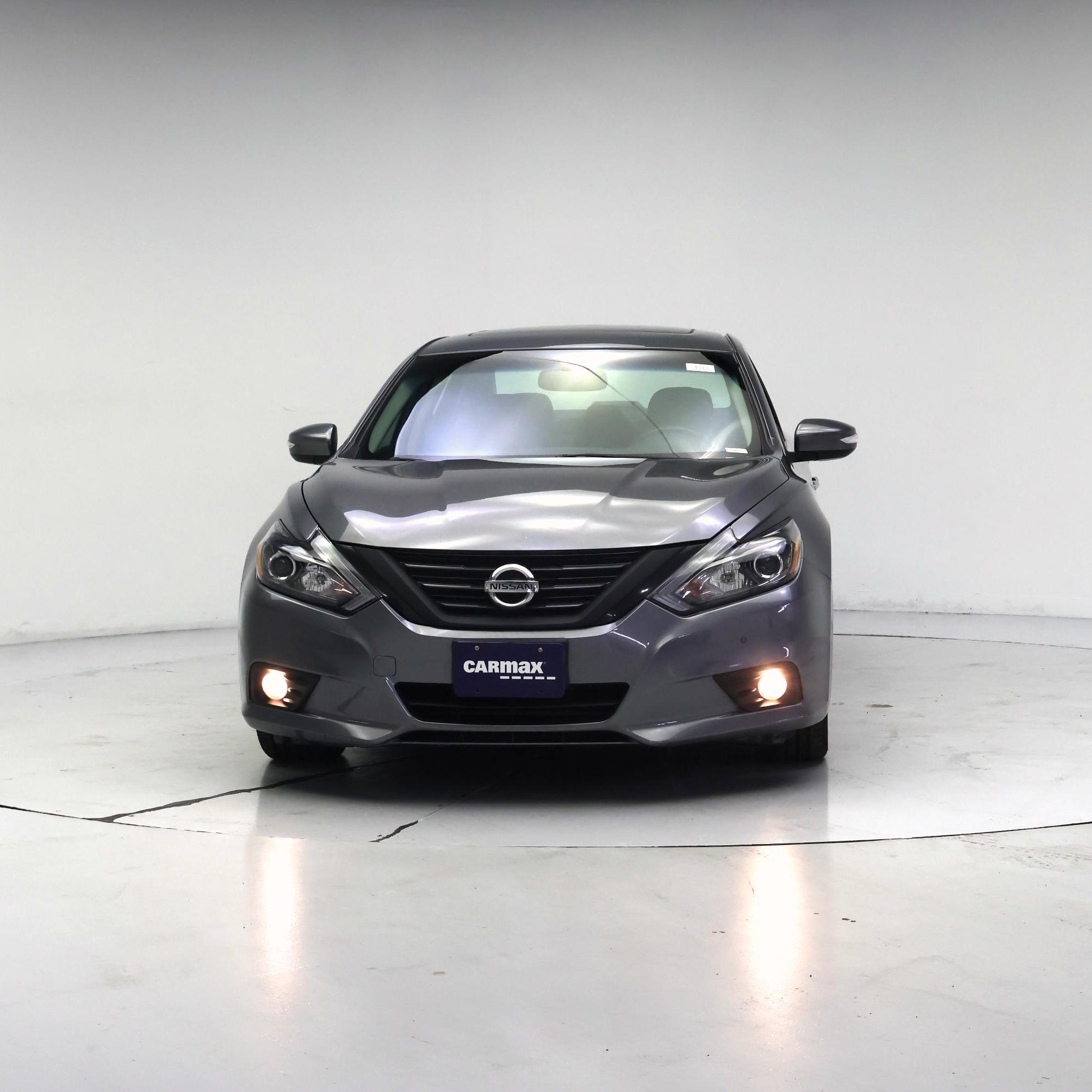 Thumbnail: 2016 Nissan Altima - 5