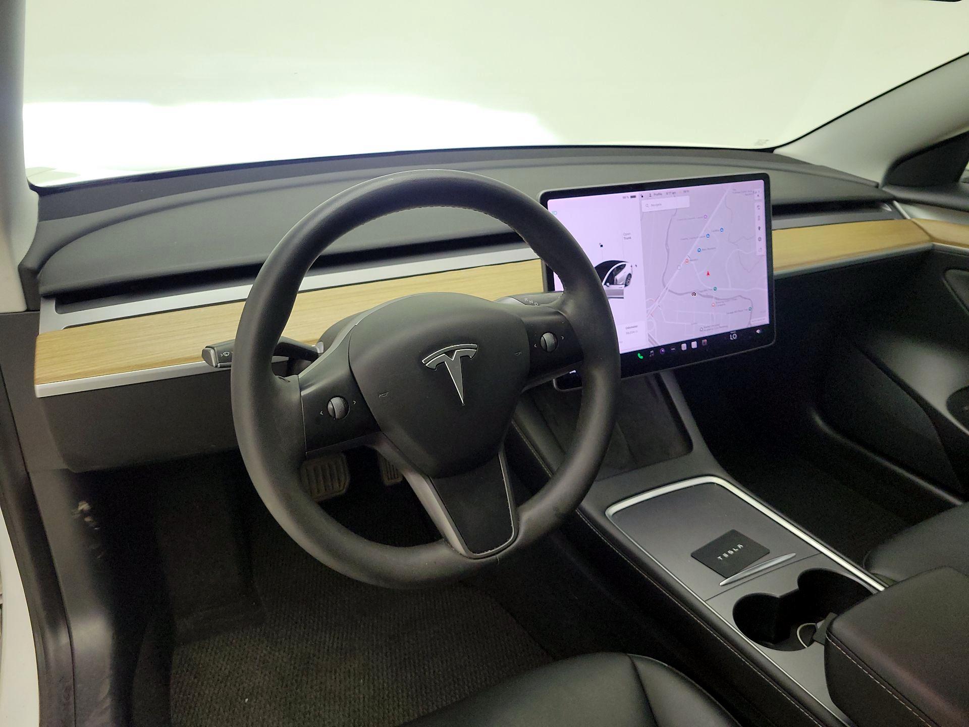 Thumbnail: 2021 Tesla Model 3 - 9
