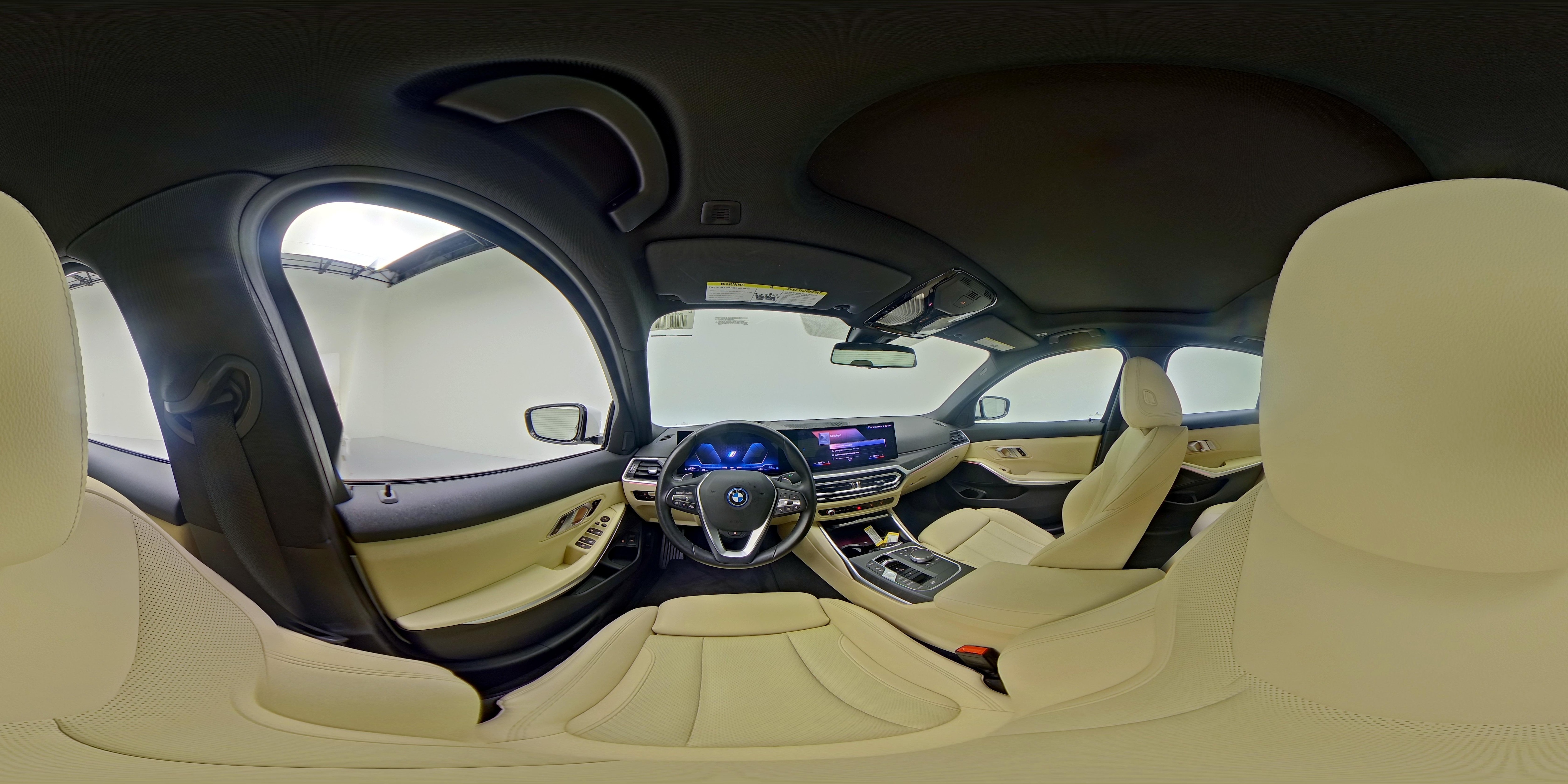 2023 BMW 3 Series 330e - Photo 27