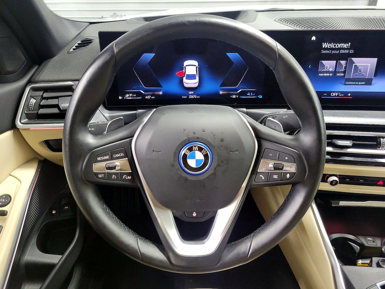 2023 BMW 3 Series 330e - Photo 11