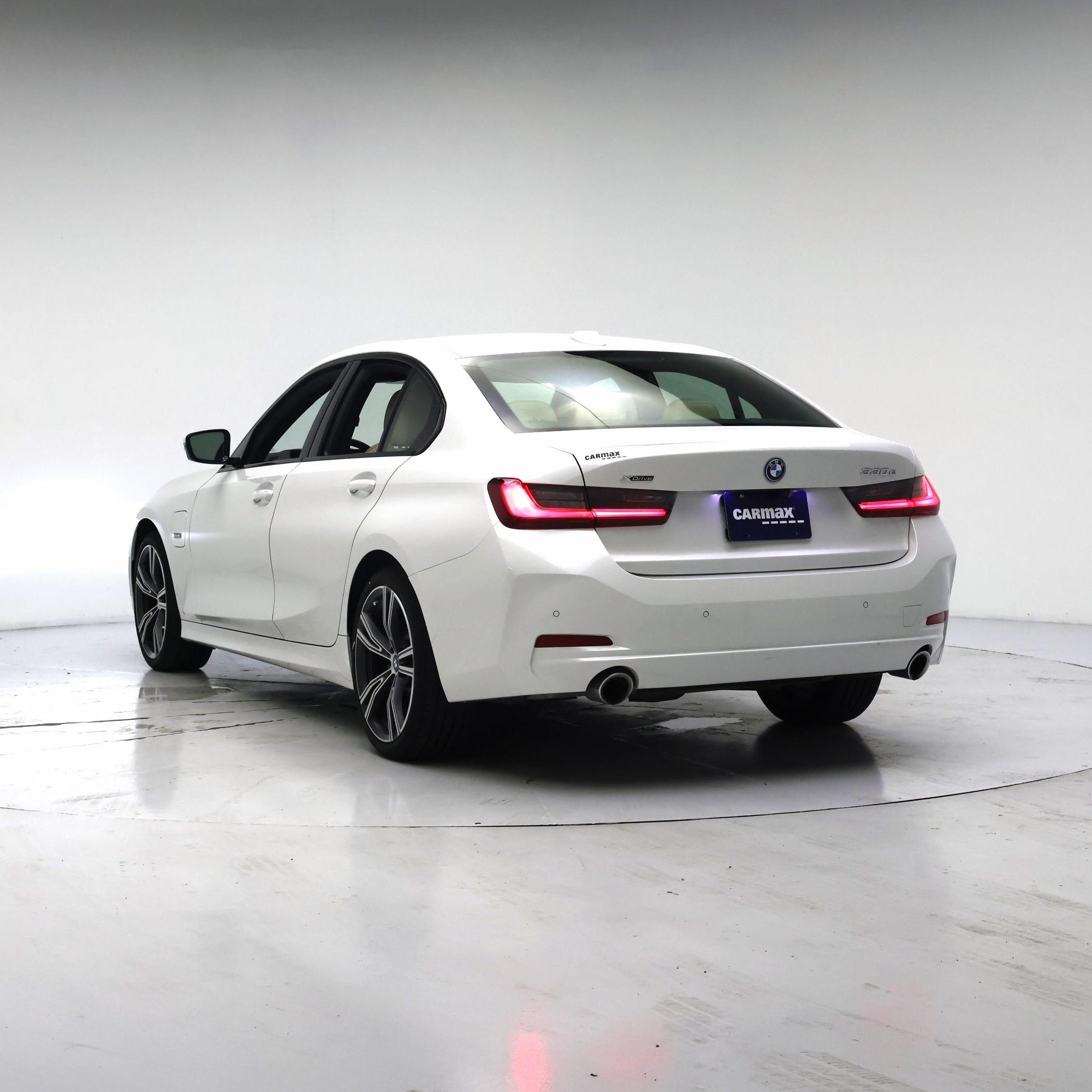 Thumbnail: 2023 BMW 3 Series - 2