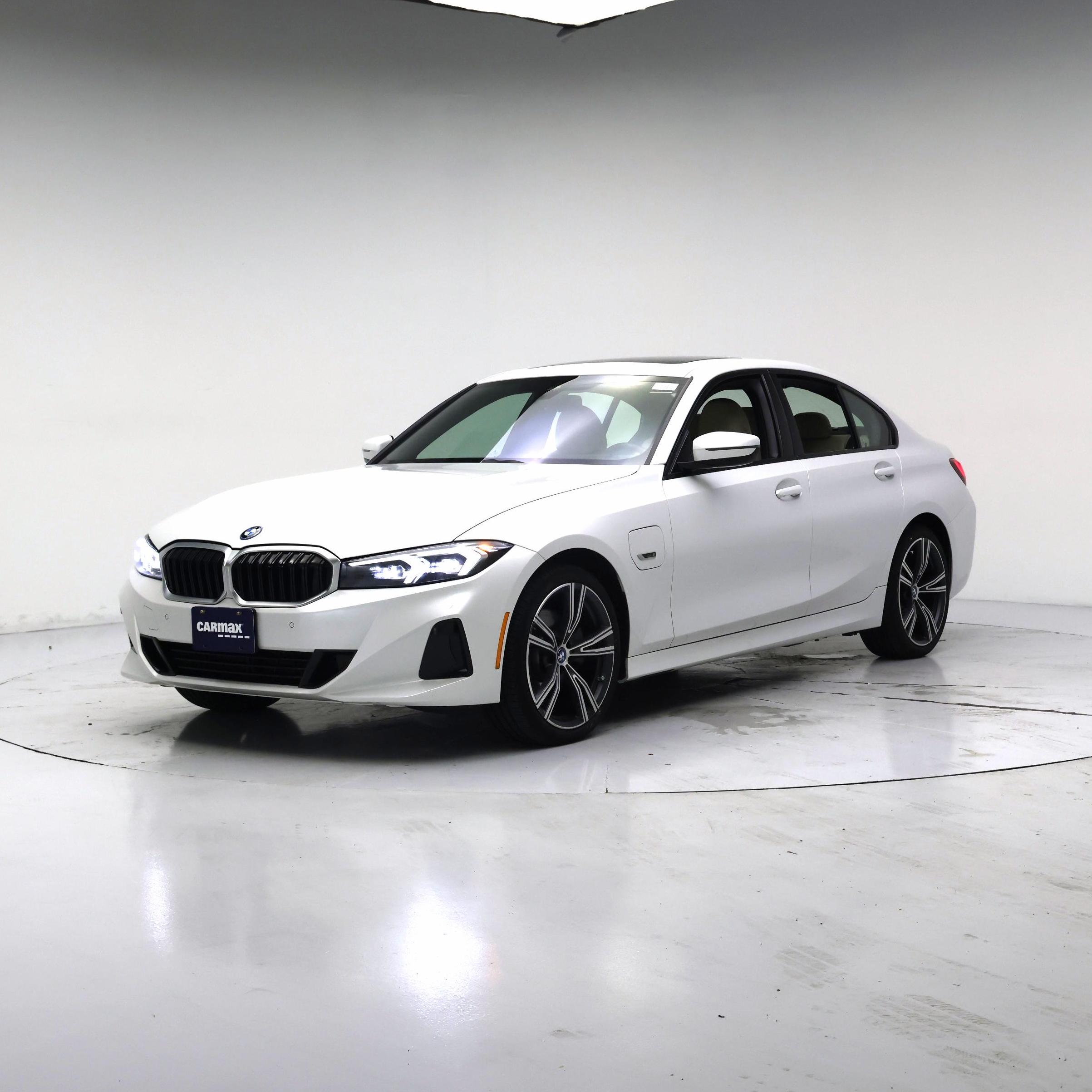 Thumbnail: 2023 BMW 3 Series - 4