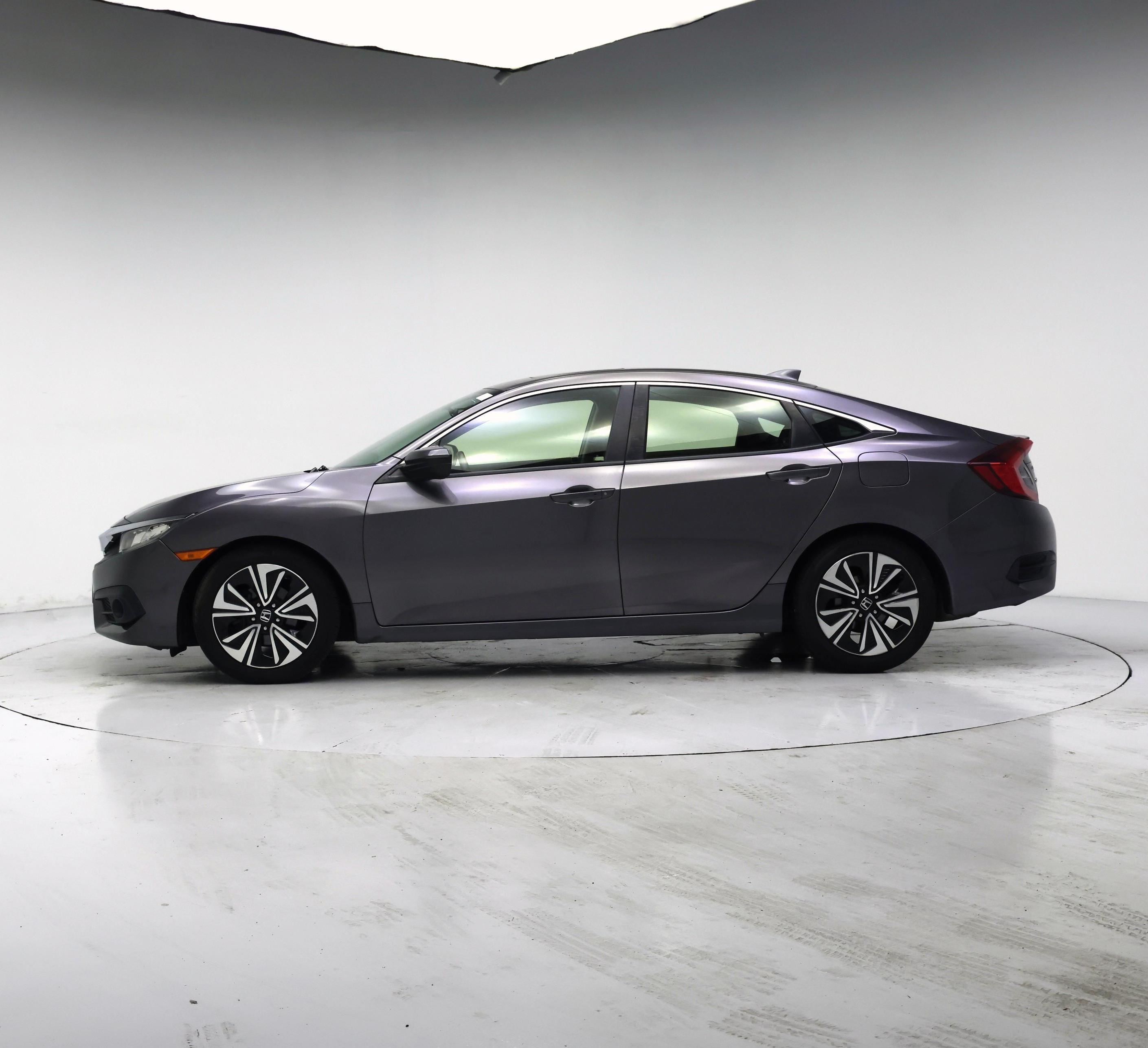 Thumbnail: 2018 Honda Civic - 3