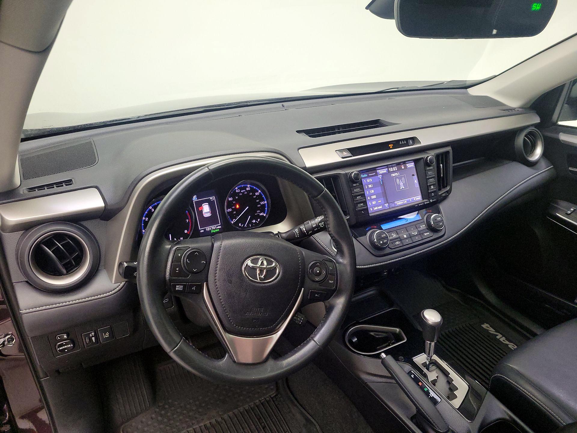 Thumbnail: 2017 Toyota RAV4 - 9