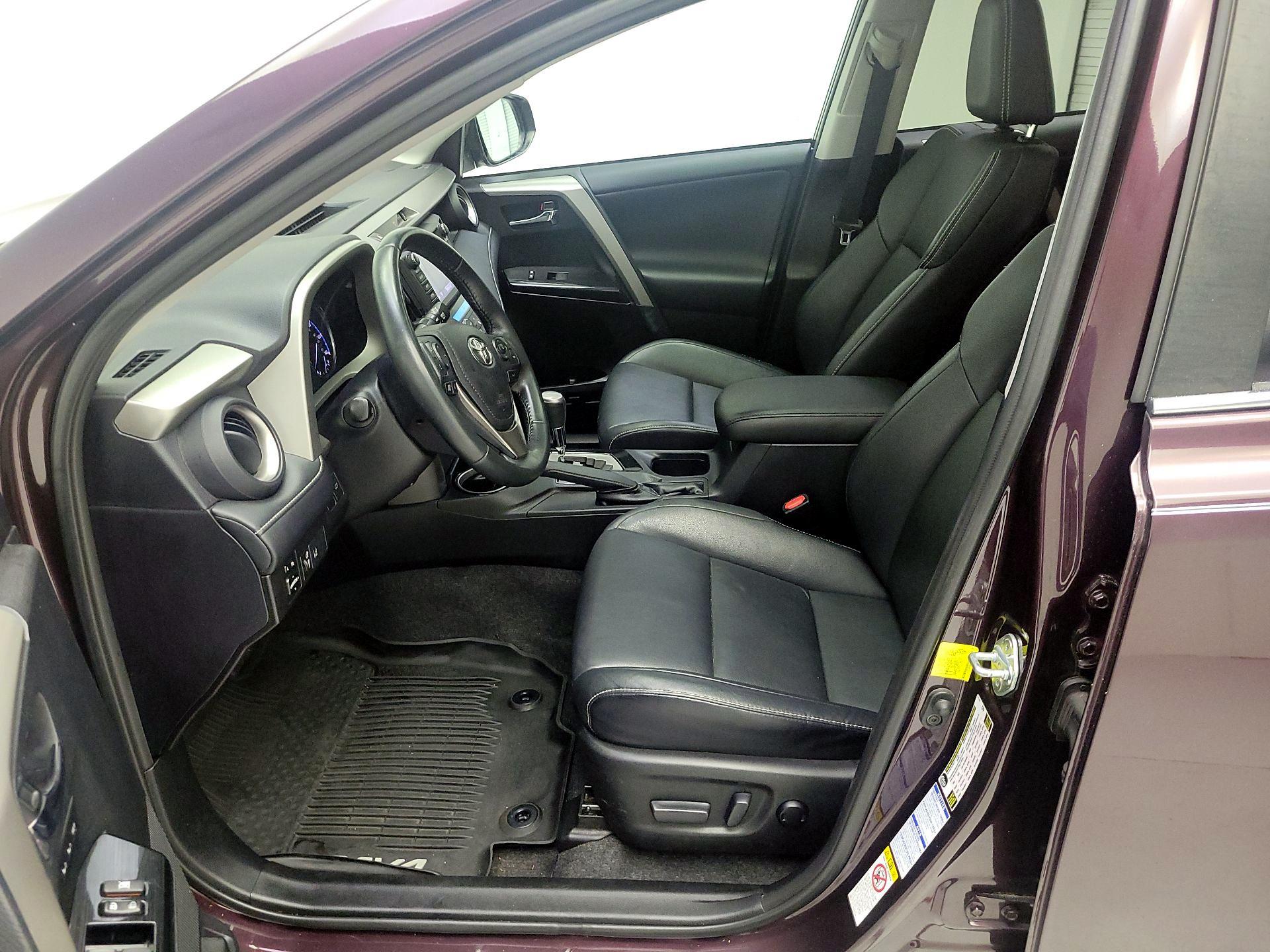 Thumbnail: 2017 Toyota RAV4 - 11