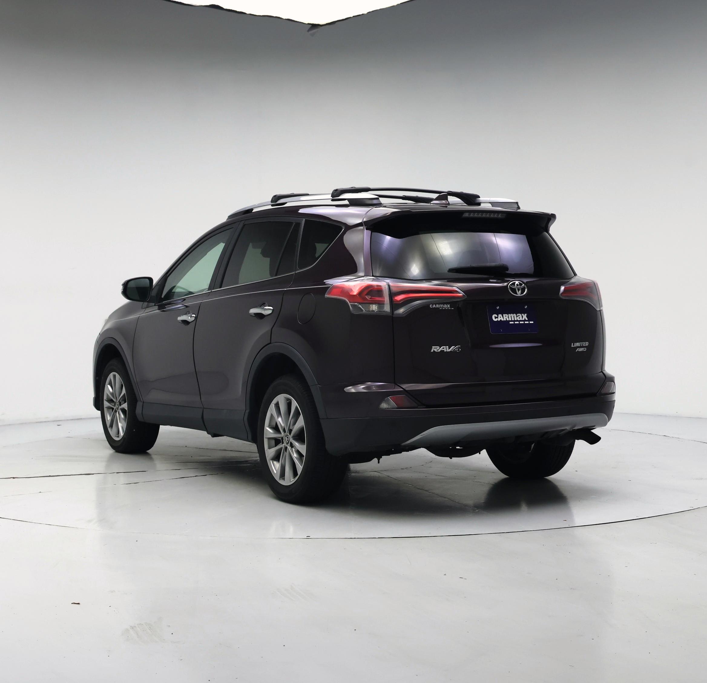Thumbnail: 2017 Toyota RAV4 - 2