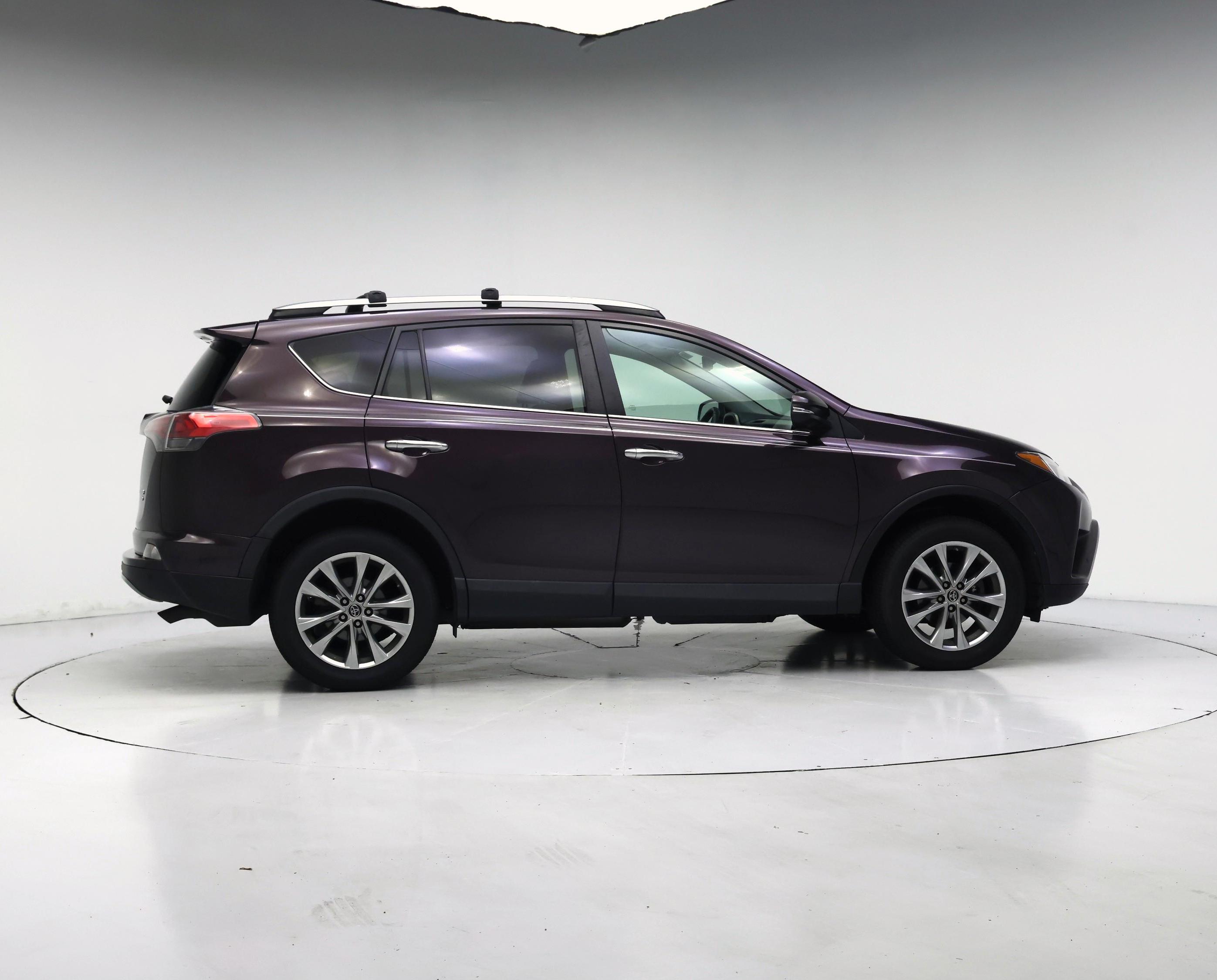Thumbnail: 2017 Toyota RAV4 - 7