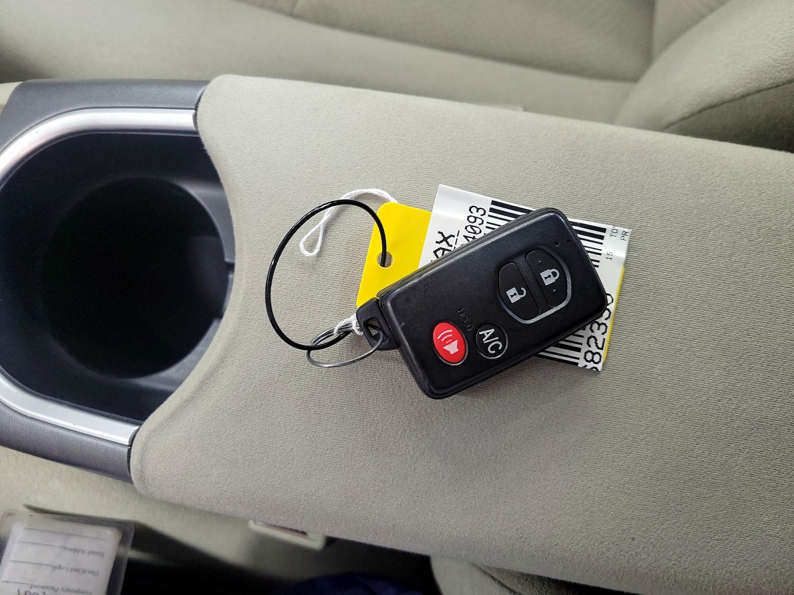 2015 Toyota Prius Three - Photo 23