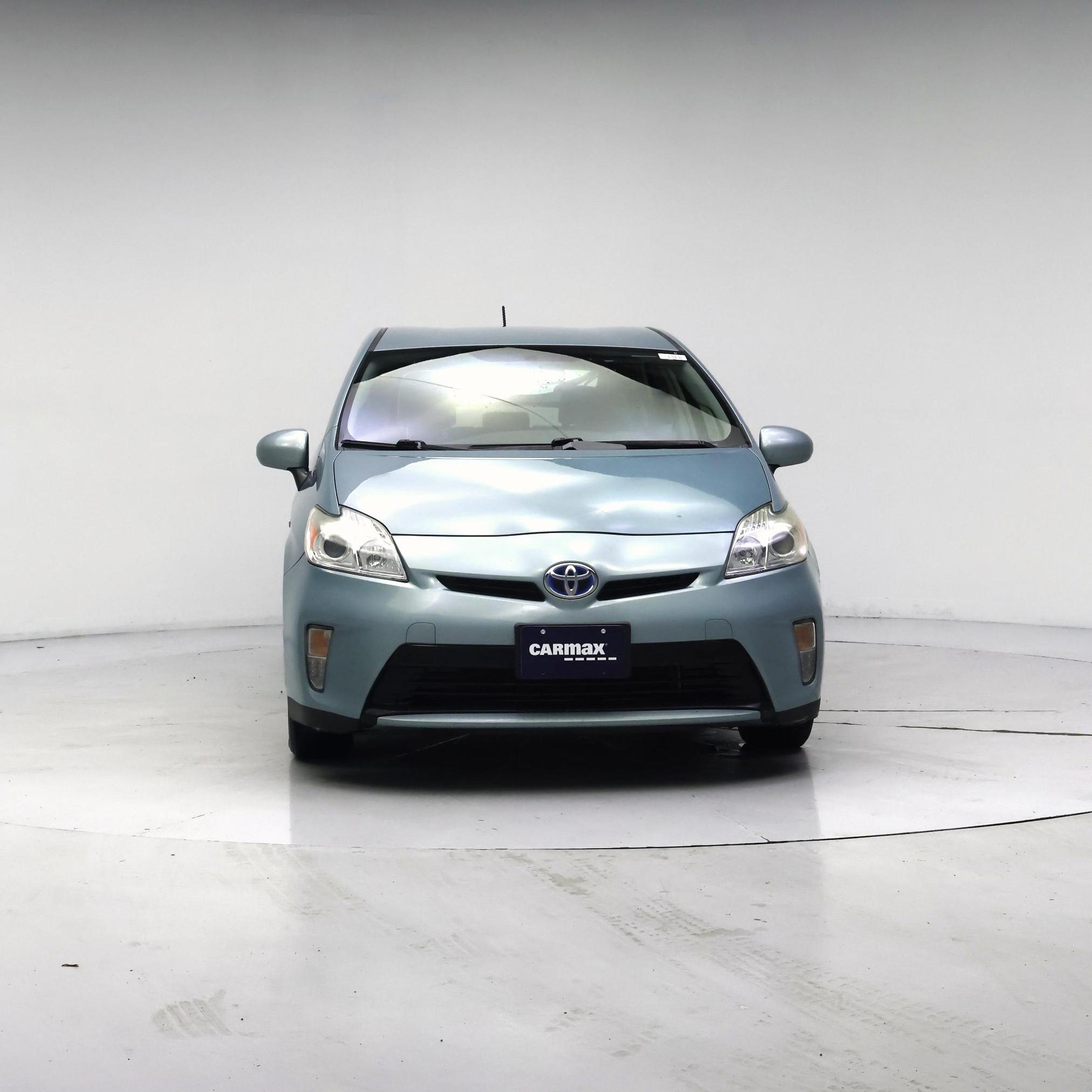 Thumbnail: 2015 Toyota Prius - 5