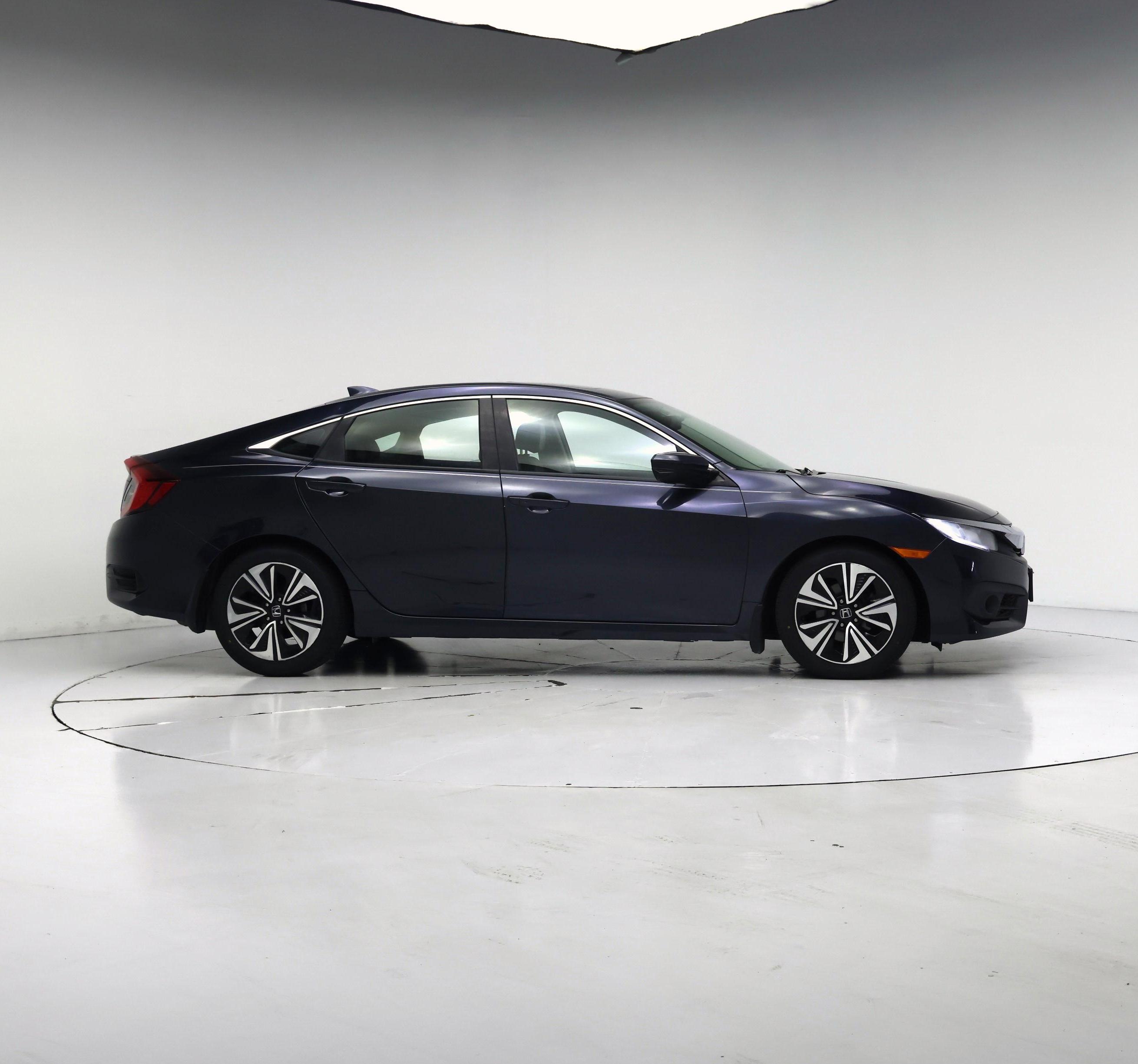 Thumbnail: 2017 Honda Civic - 7