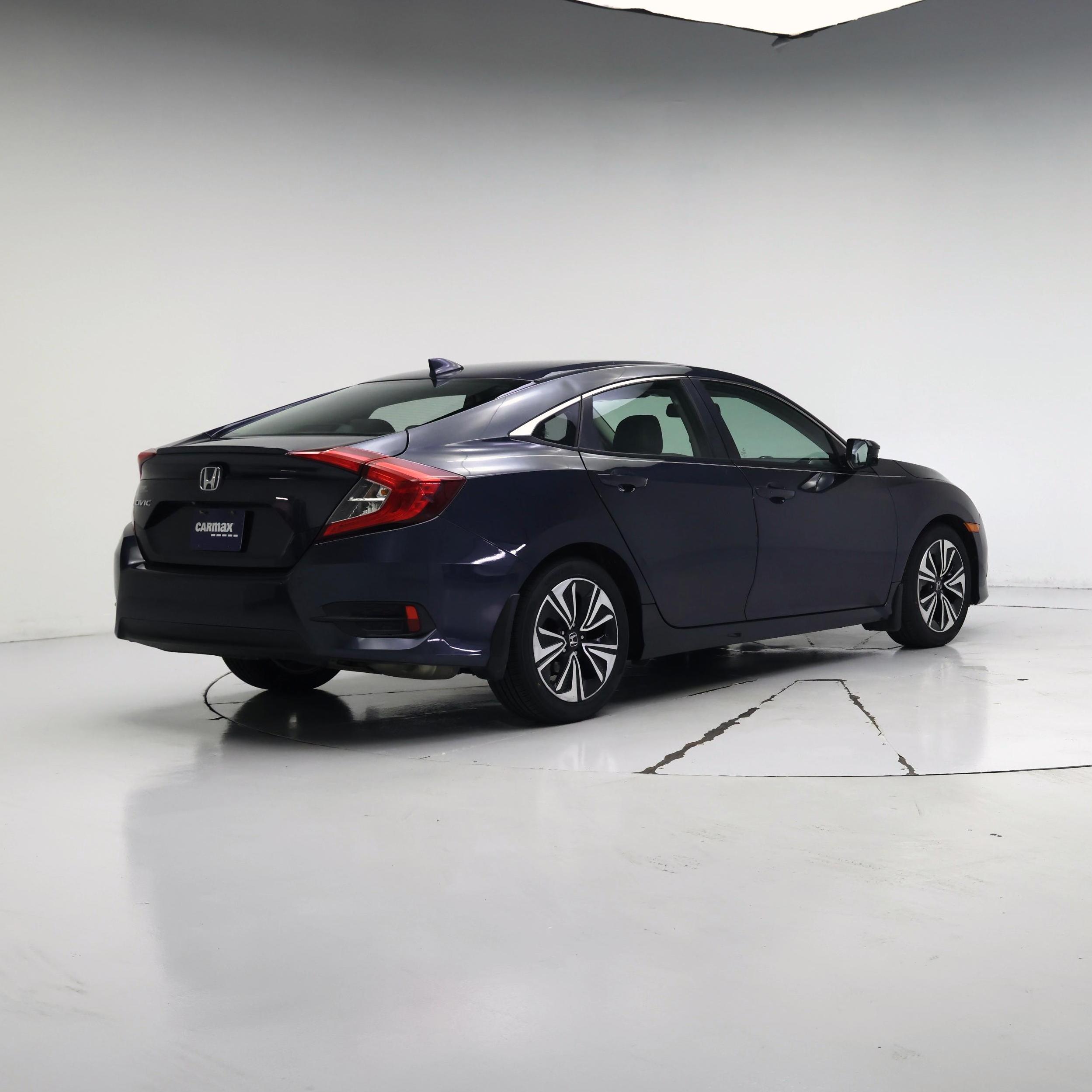 Thumbnail: 2017 Honda Civic - 8
