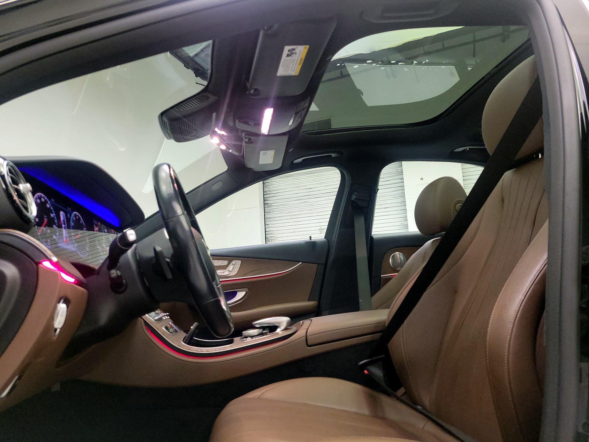 Thumbnail: 2020 Mercedes-Benz E-Class - 20