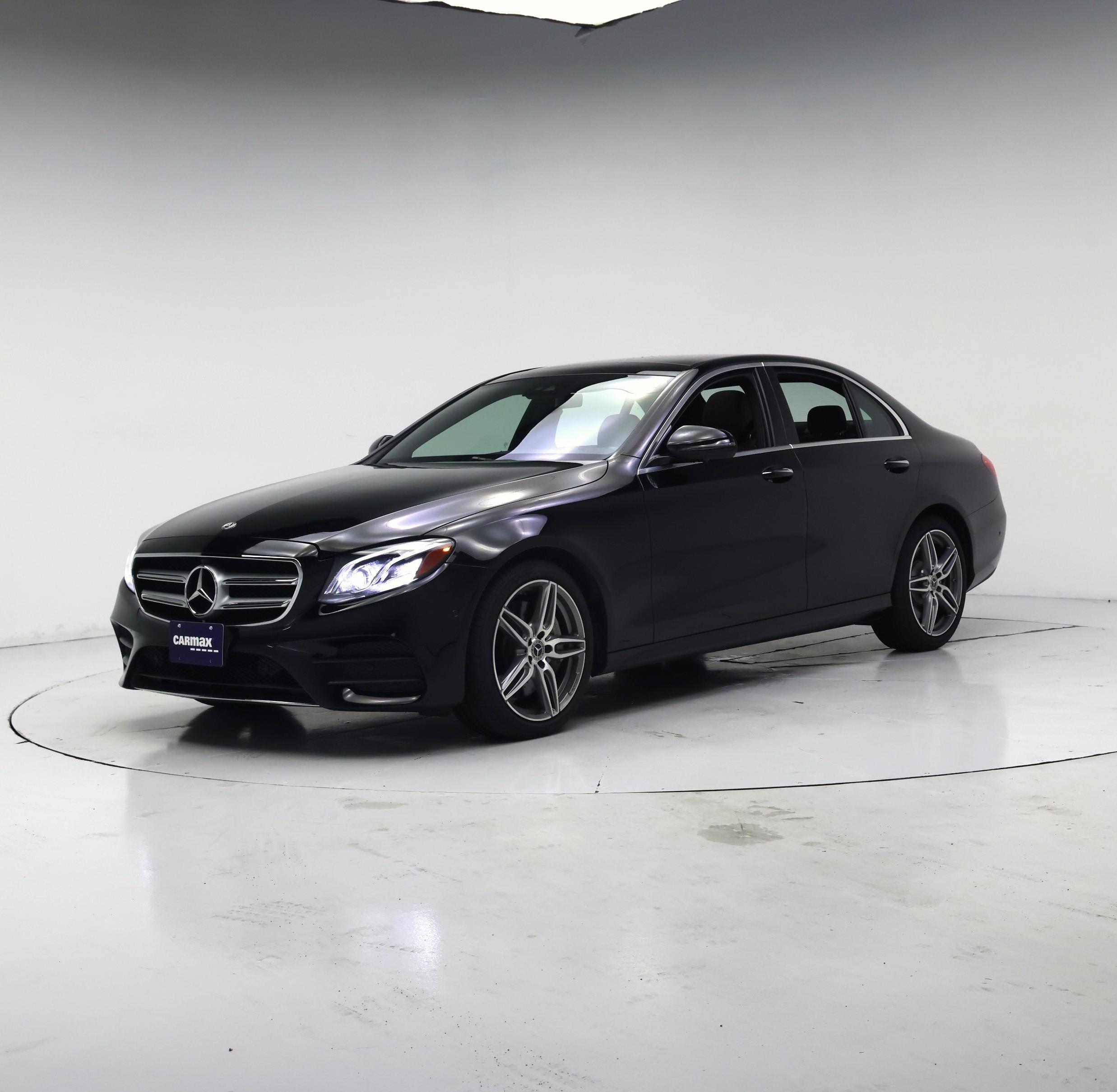 Thumbnail: 2020 Mercedes-Benz E-Class - 4
