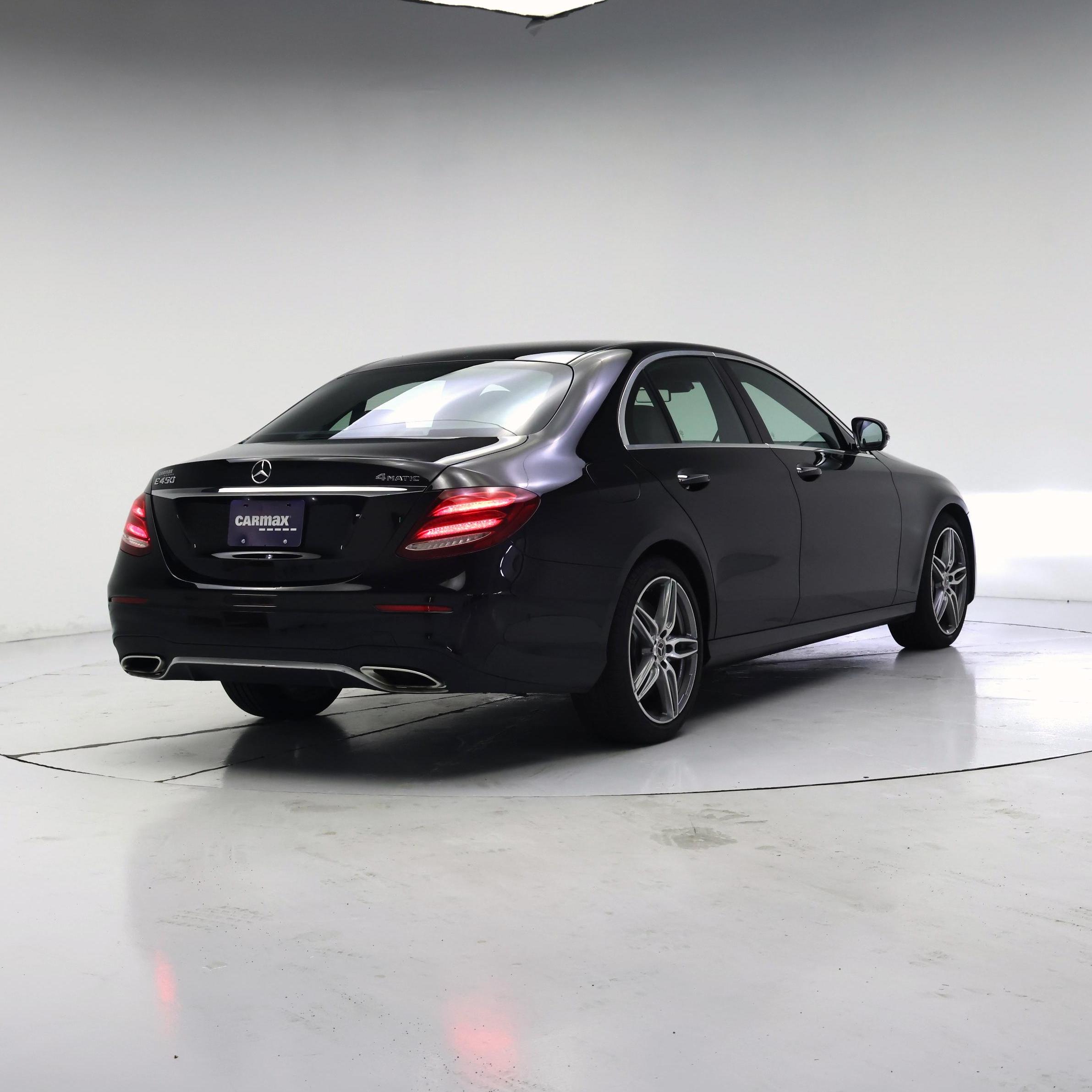 Thumbnail: 2020 Mercedes-Benz E-Class - 8