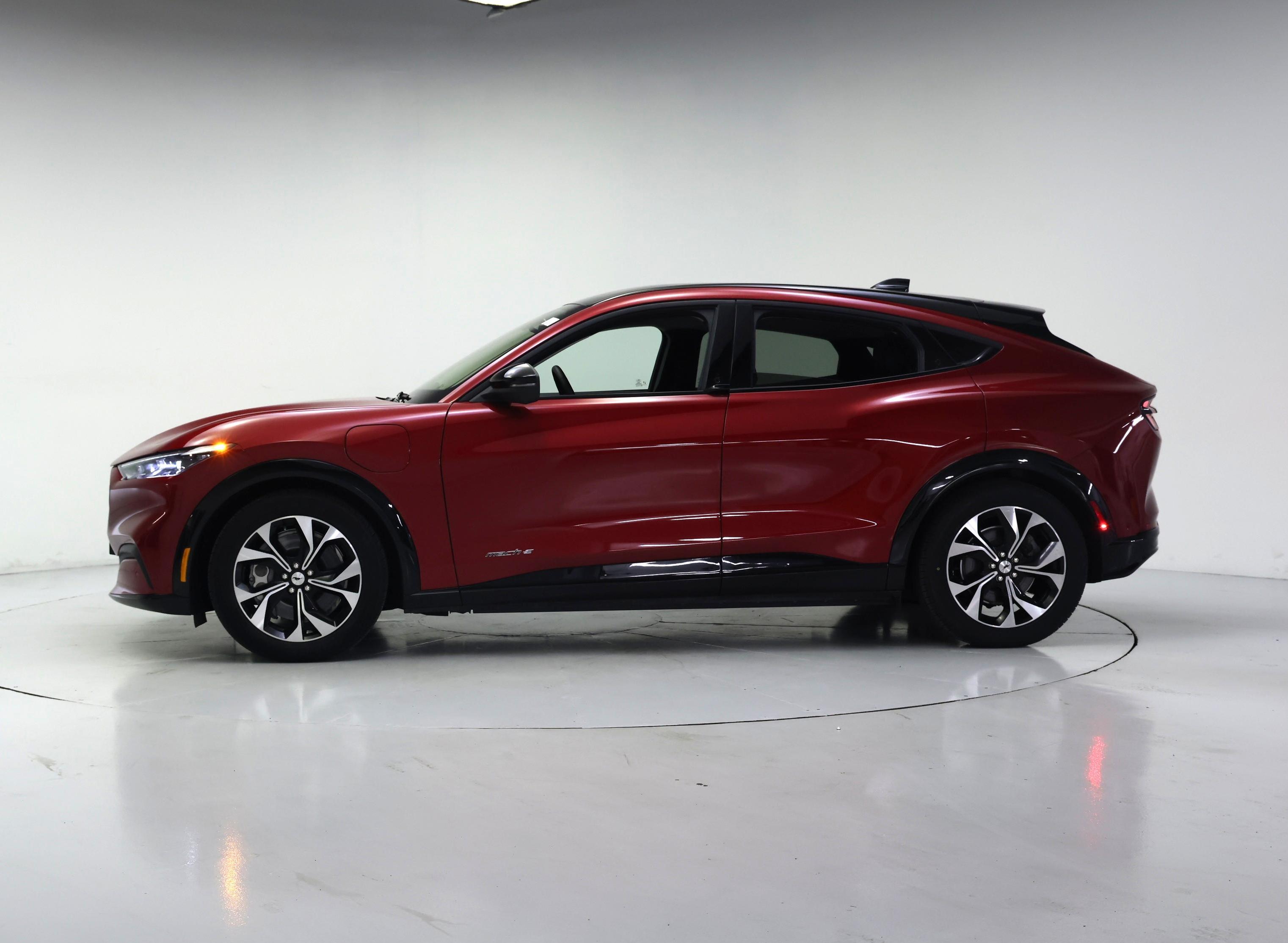 Thumbnail: 2022 Ford Mustang Mach-E - 3