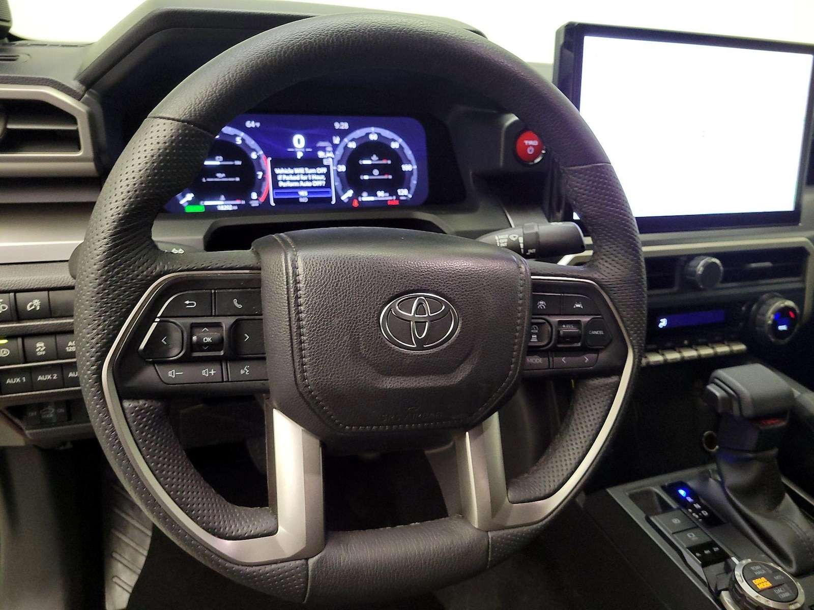 2025 Toyota Tacoma TRD Off Road - Photo 11