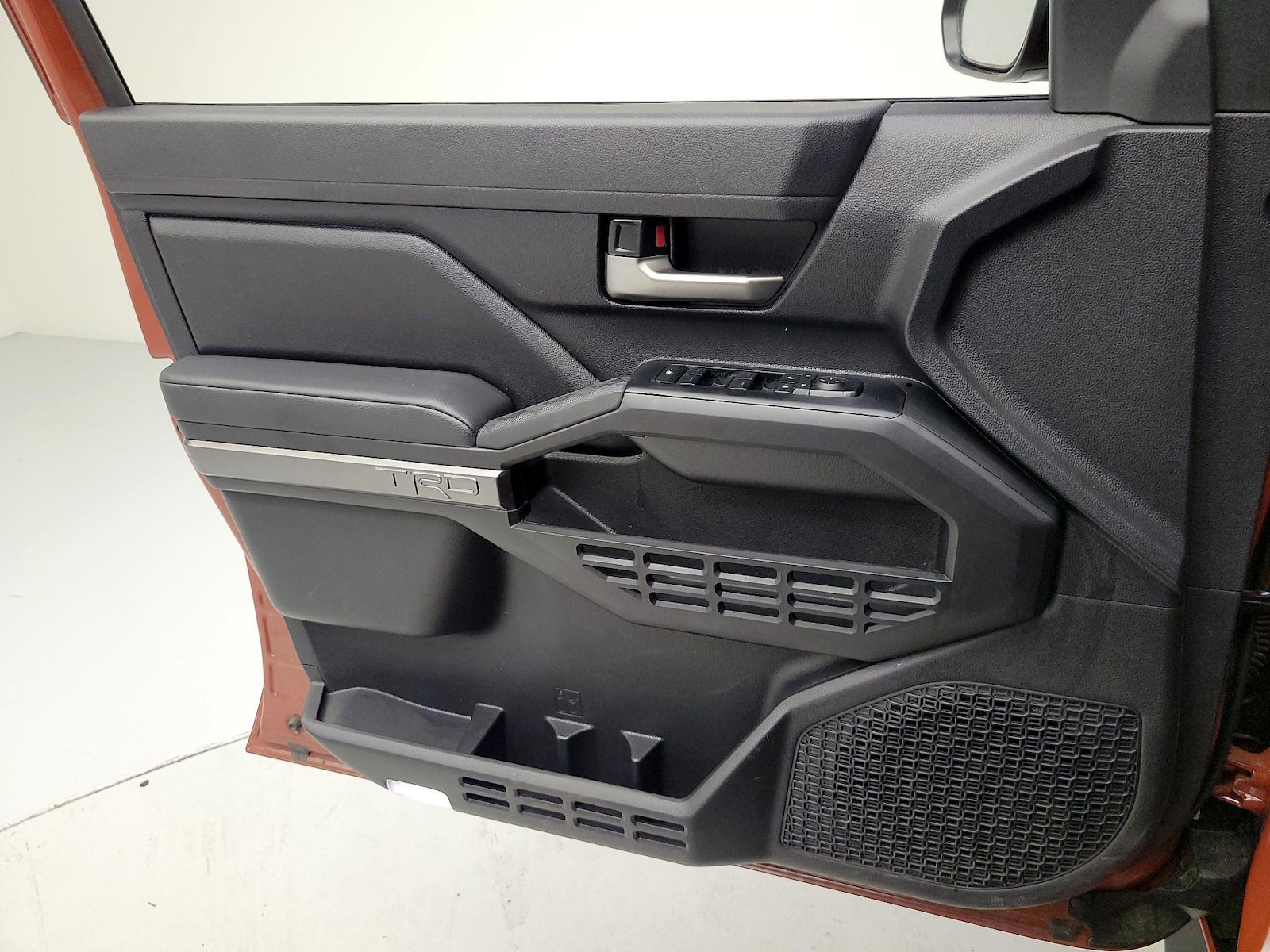 2025 Toyota Tacoma TRD Off Road - Photo 13