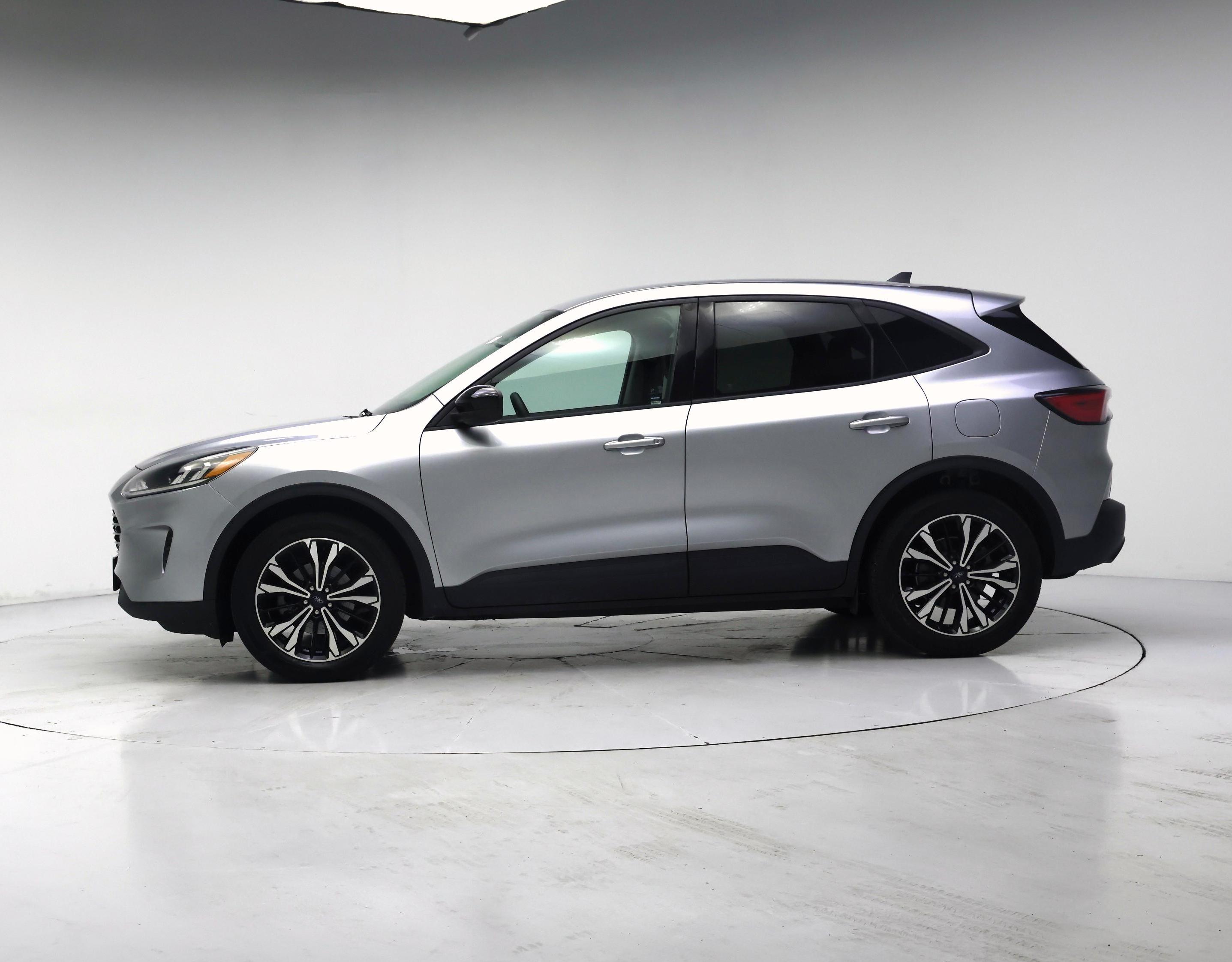 Thumbnail: 2021 Ford Escape - 3