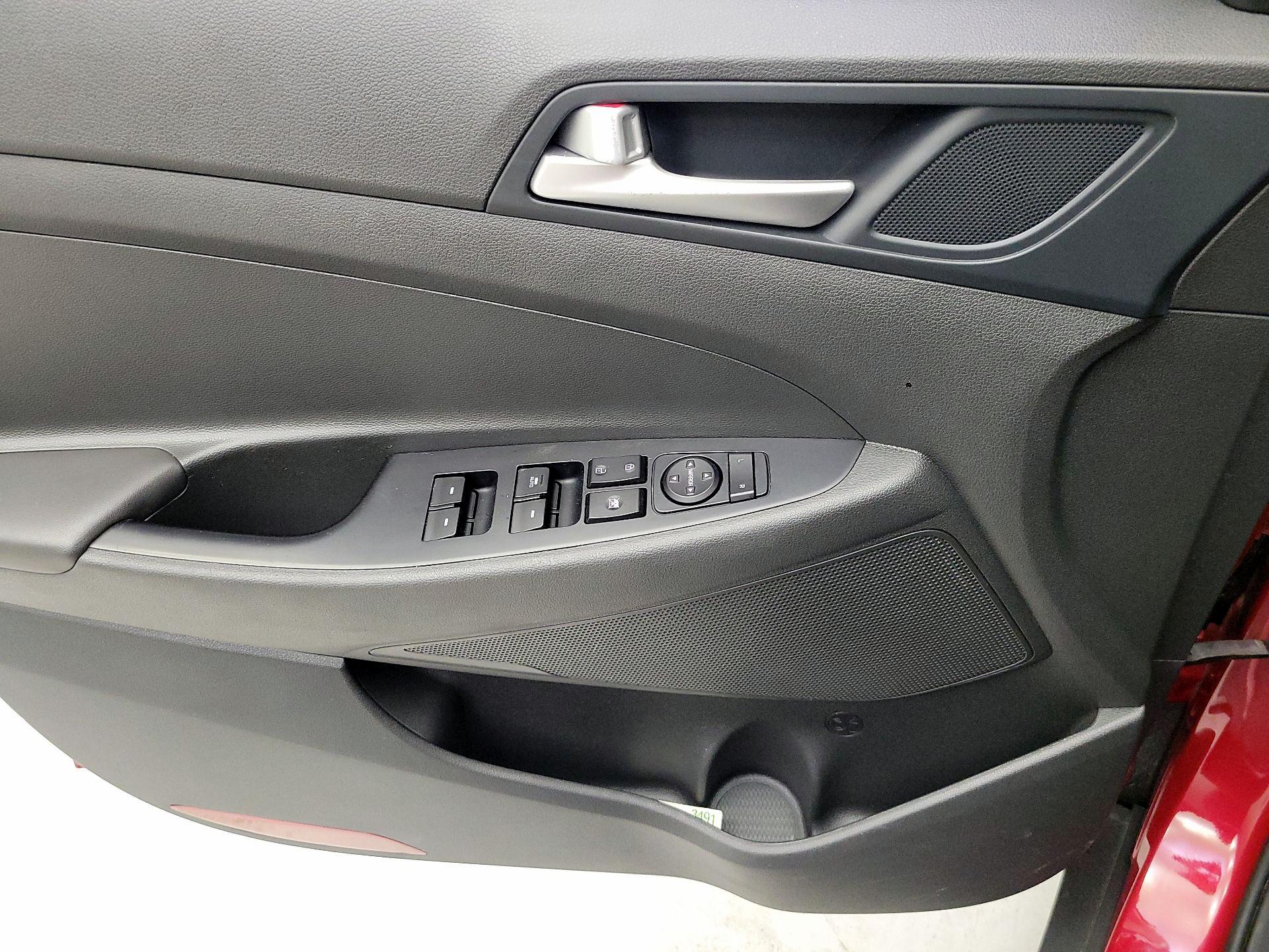 Thumbnail: 2021 Hyundai Tucson - 12