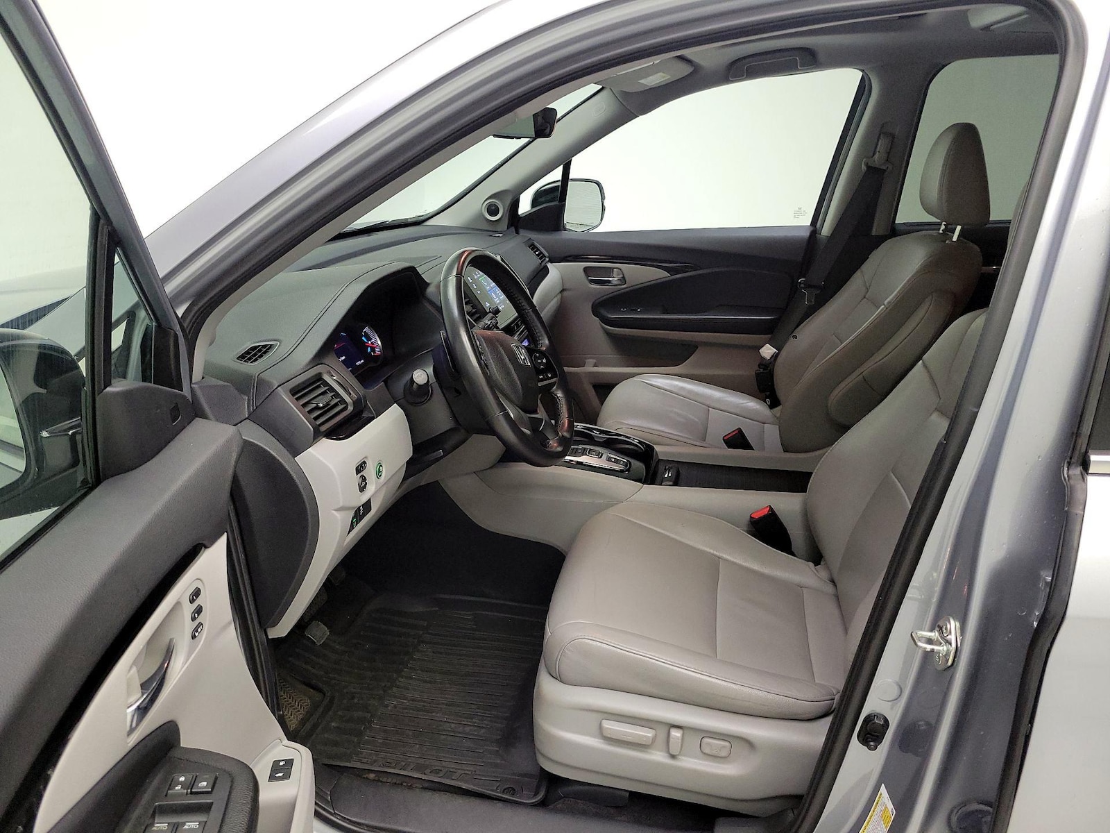 2019 Honda Pilot Touring - Photo 12