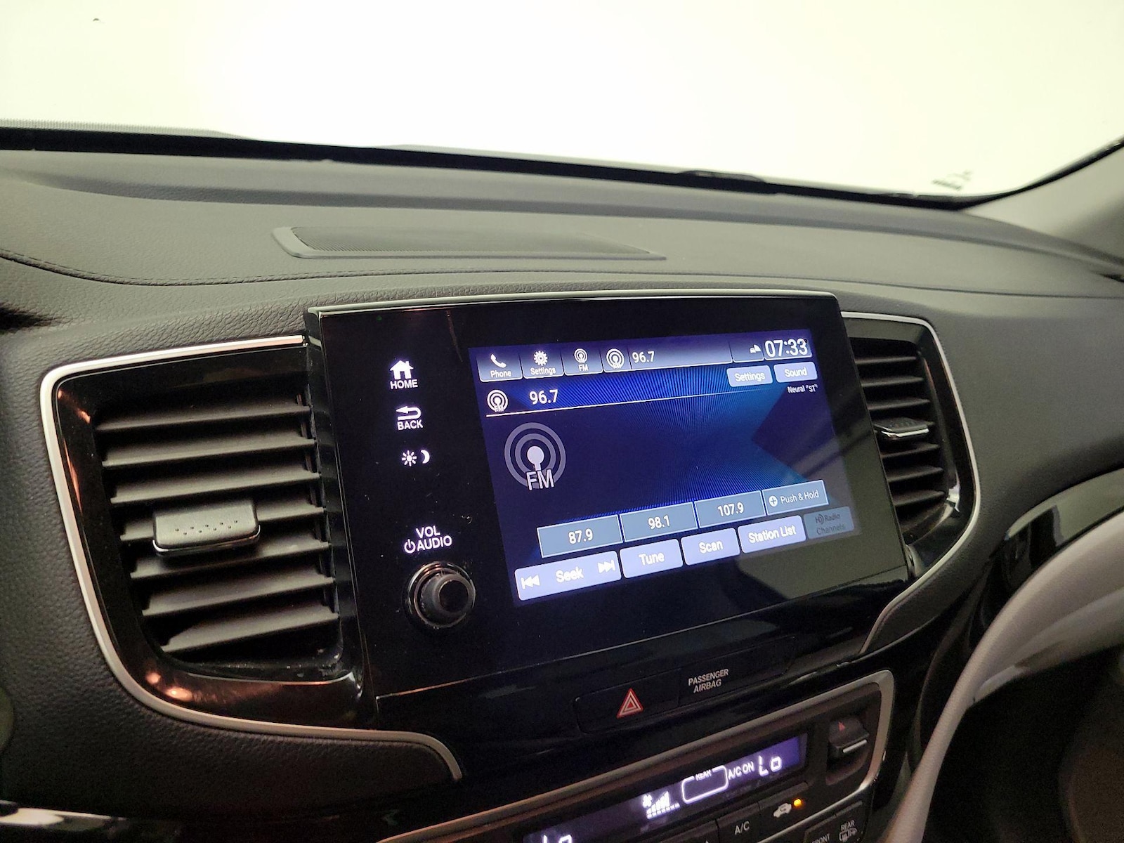 2019 Honda Pilot Touring - Photo 16