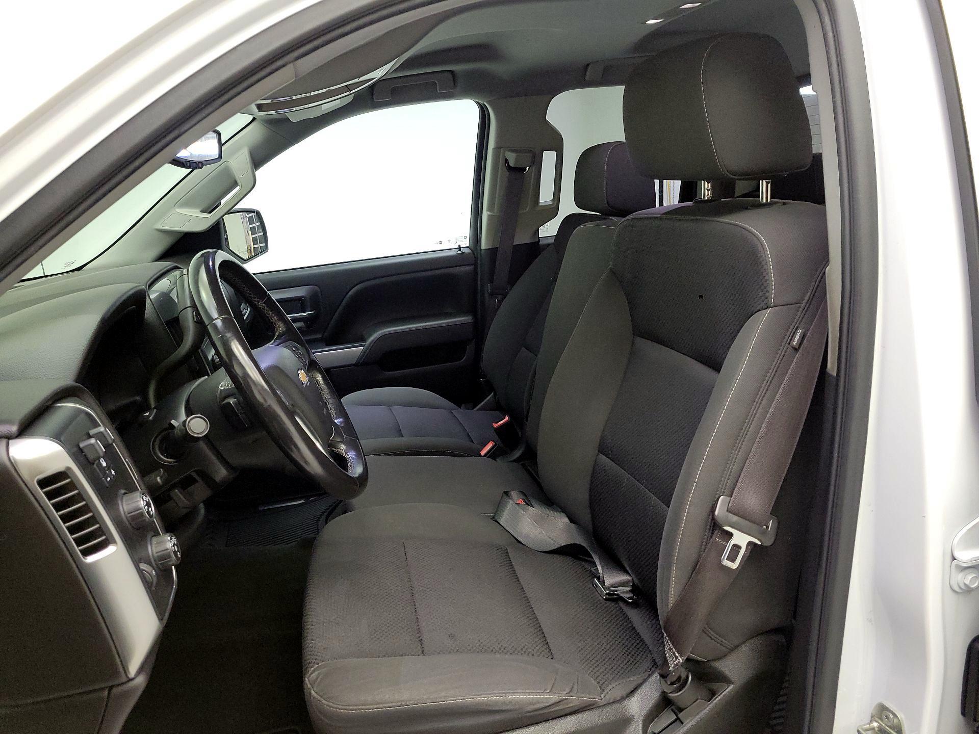 Thumbnail: 2016 Chevrolet Silverado 1500 - 11
