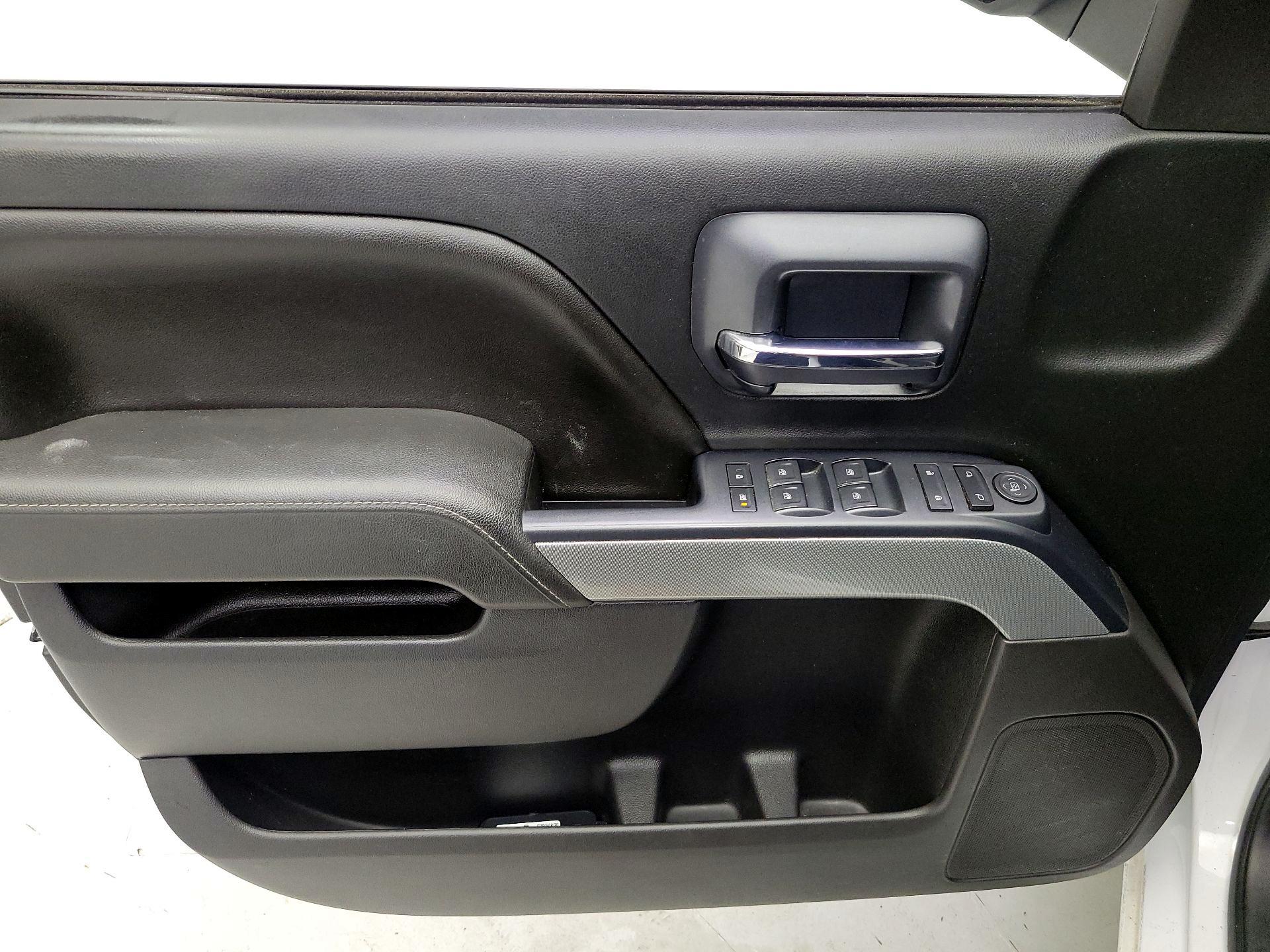 Thumbnail: 2016 Chevrolet Silverado 1500 - 12