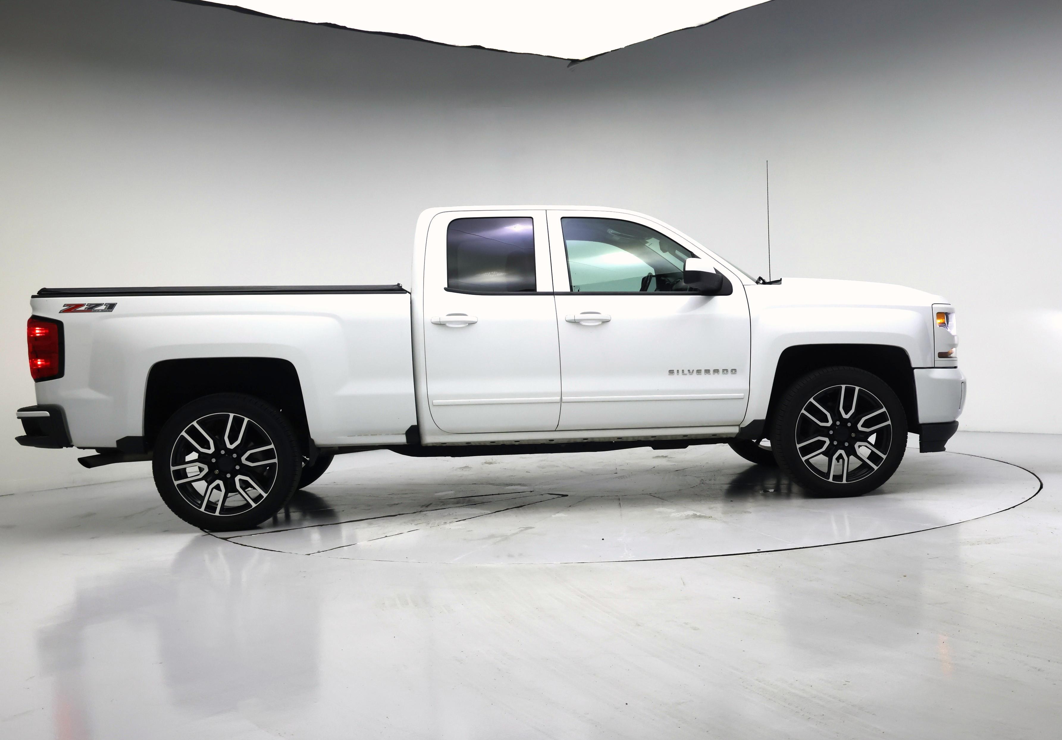 Thumbnail: 2016 Chevrolet Silverado 1500 - 7